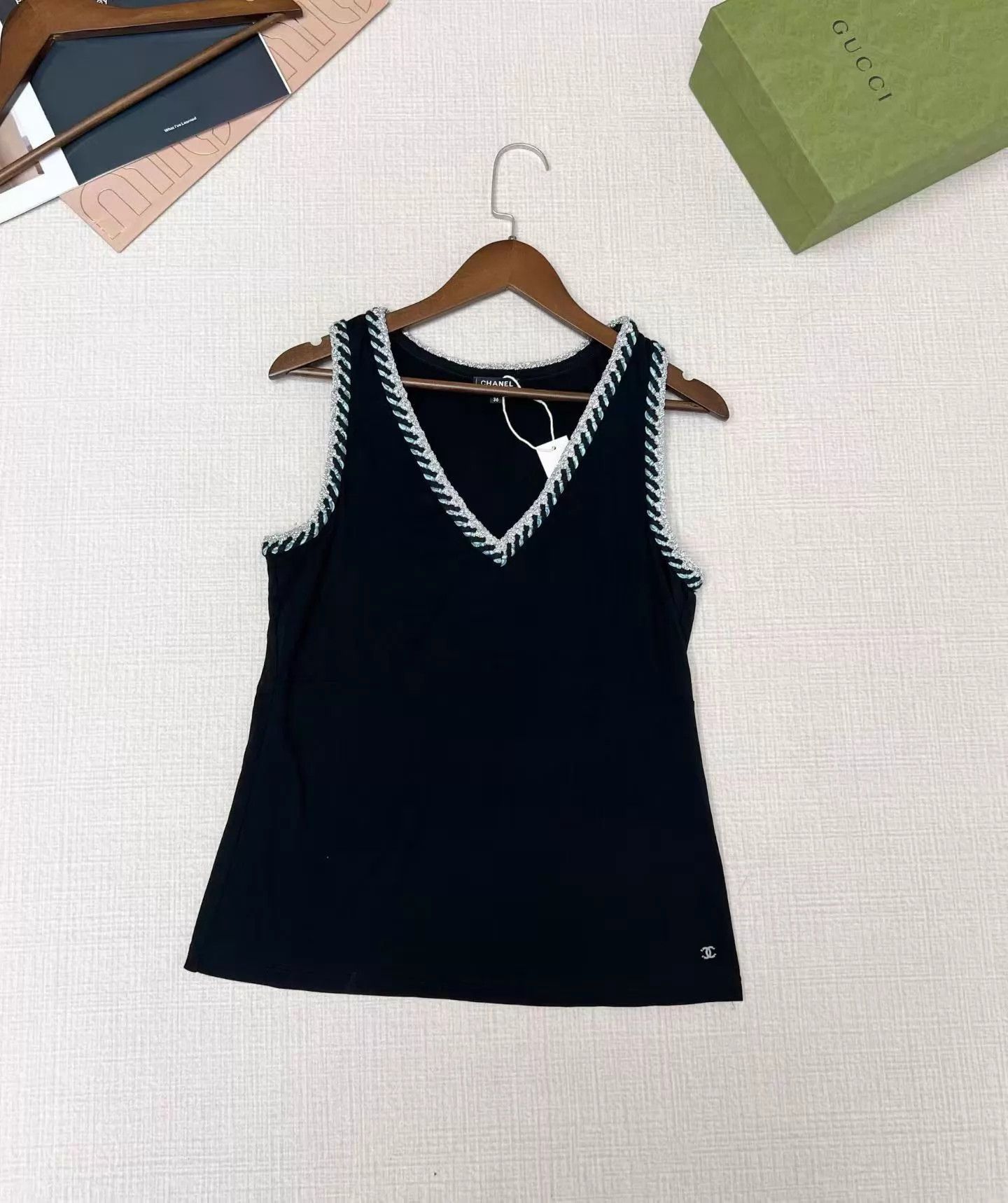 Chanel Chanel tank top women's size 36 Size XS / US 0-2 / IT 36-38 - 1 Thumbnail