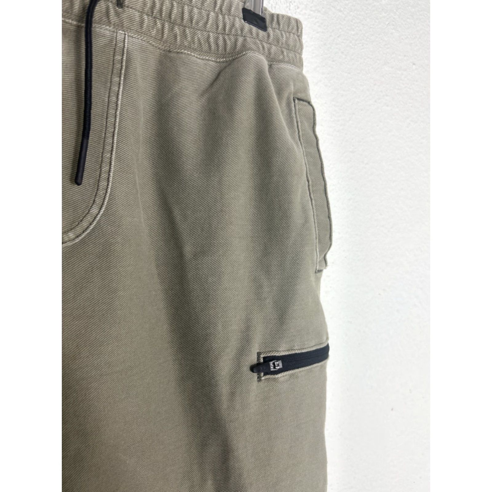 Abercrombie & Fitch Abercrombie & Fitch Mens Cargo Joggers Olive Green 32x28 Cotton Blend Size US 31 - 6 Thumbnail