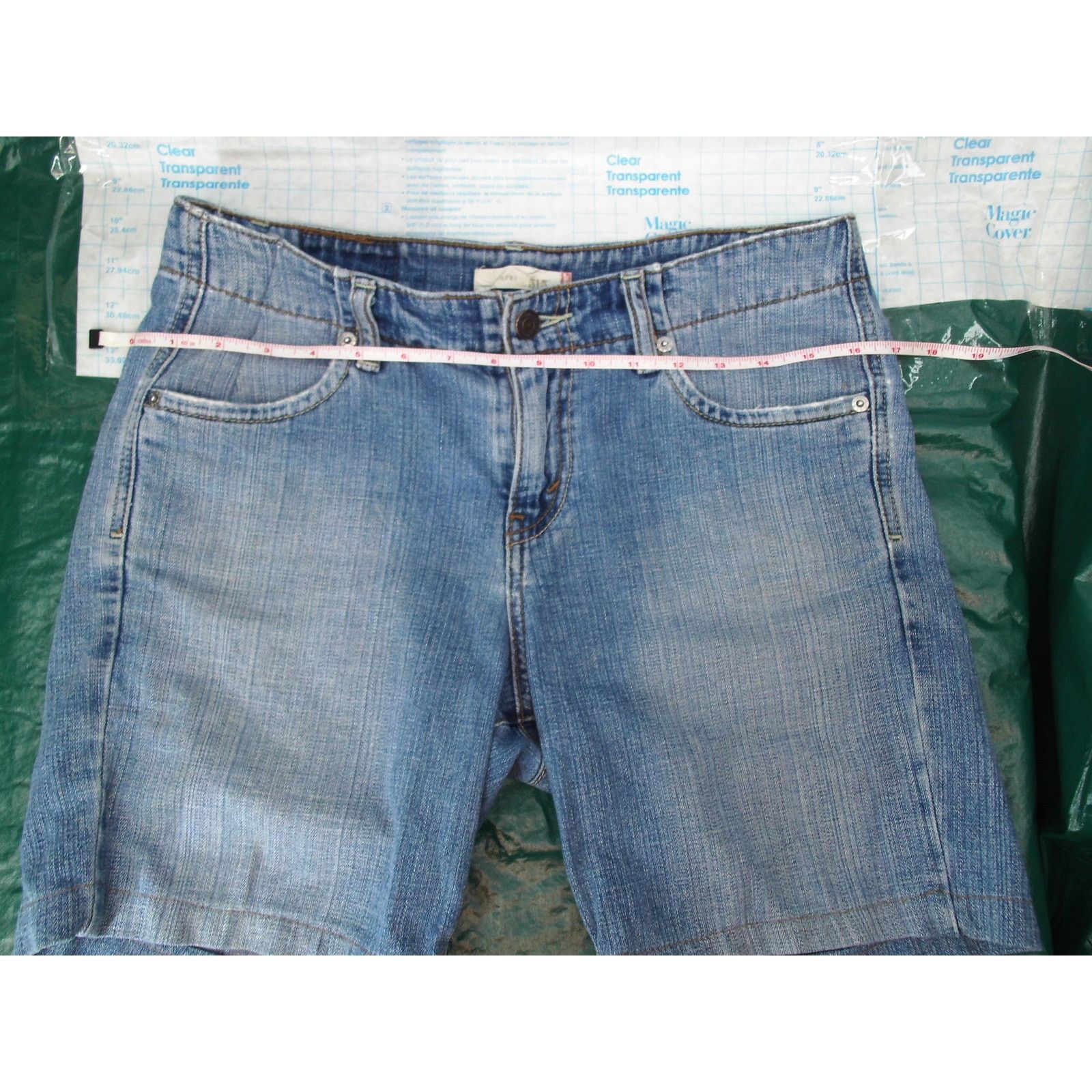 Levi's Levi's 515 Capri Size 4 Distressed Denim Shorts Red Tag Size 27" / US 4 / IT 40 - 4 Thumbnail
