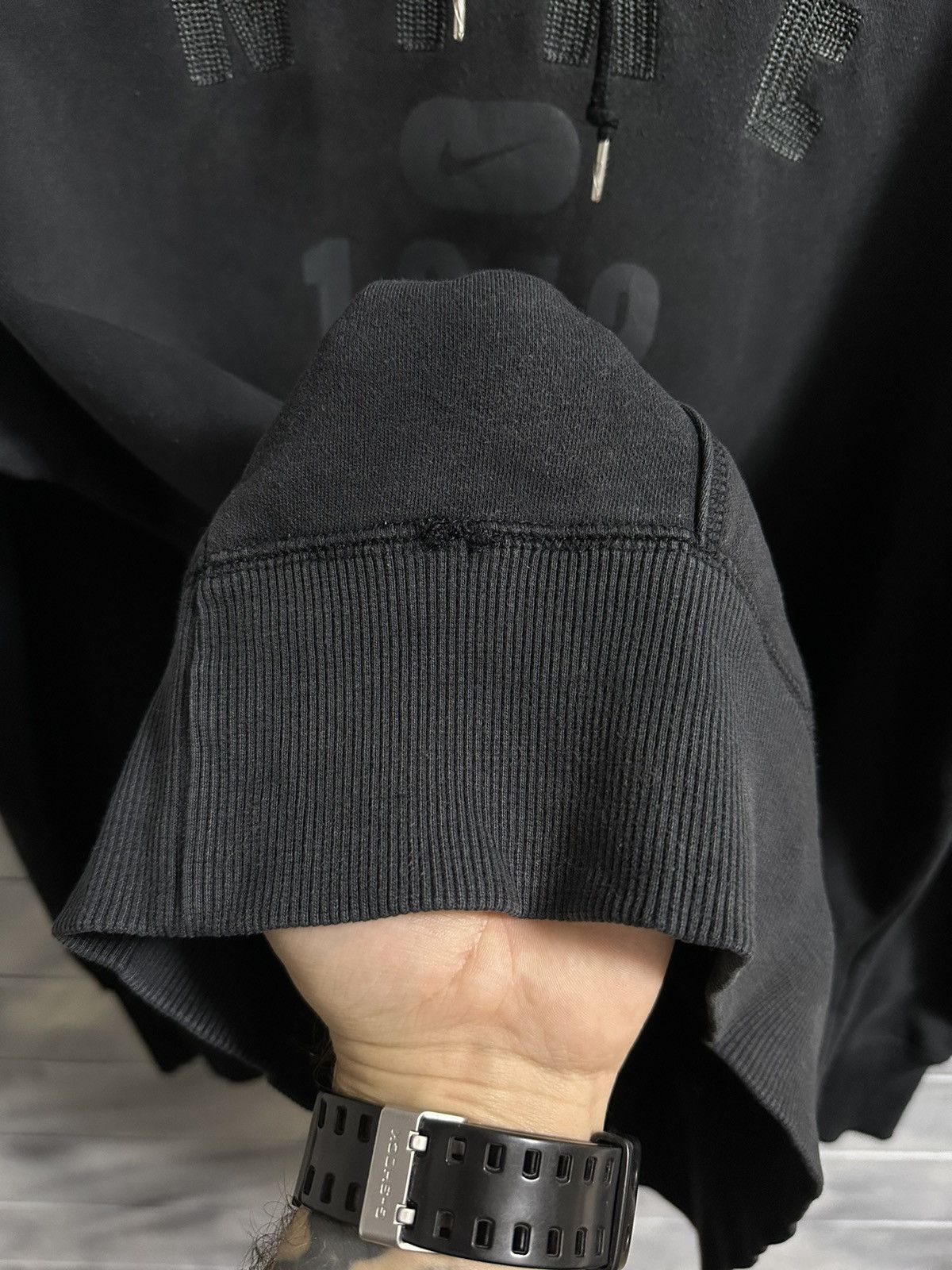 Nike Rare Vintage Hoodie Nike Small Swoosh Centr Logo Drill. Size US XL / EU 56 / 4 - 13 Thumbnail