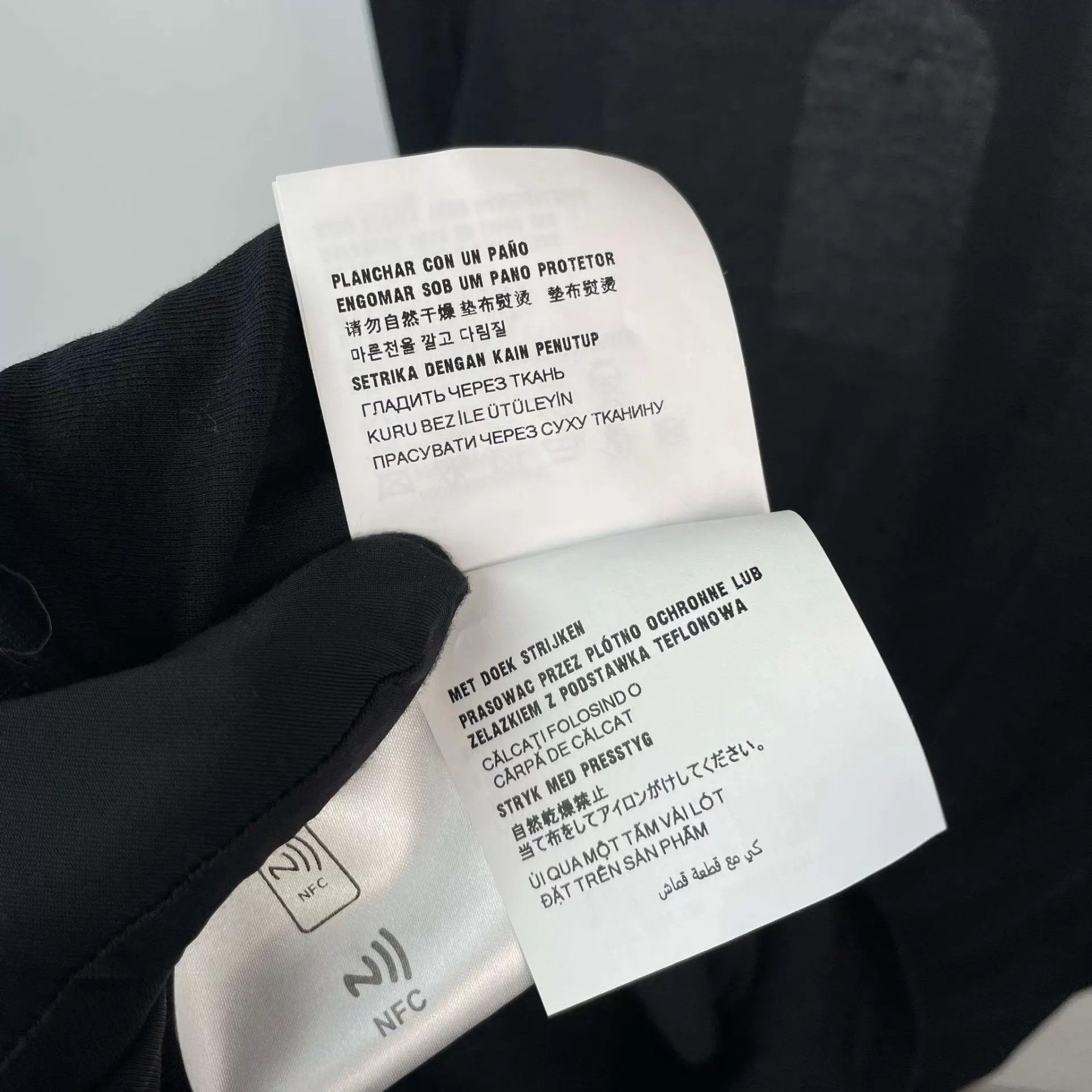 Miu Miu Miu Miu Black Long Sleeve Blouse XS Size XS / US 0-2 / IT 36-38 - 8 Thumbnail