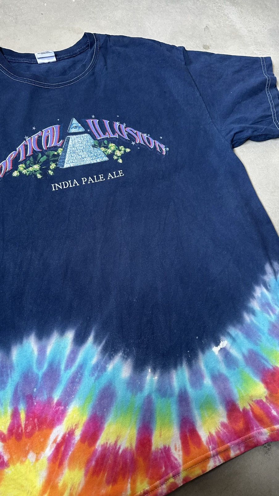 Vintage HOPTICAL ILLUSION INDIA PALE ALE BEERS TEE Size US M / EU 48-50 / 2 - 3 Thumbnail