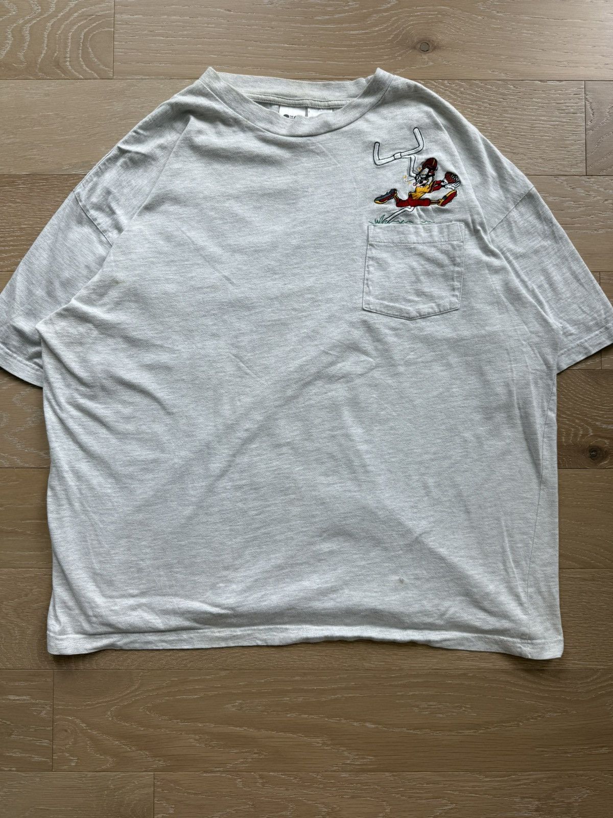 Disney Vintage Goofy Football Disney embroidered pocket shirt Size US XL / EU 56 / 4 - 5 Thumbnail