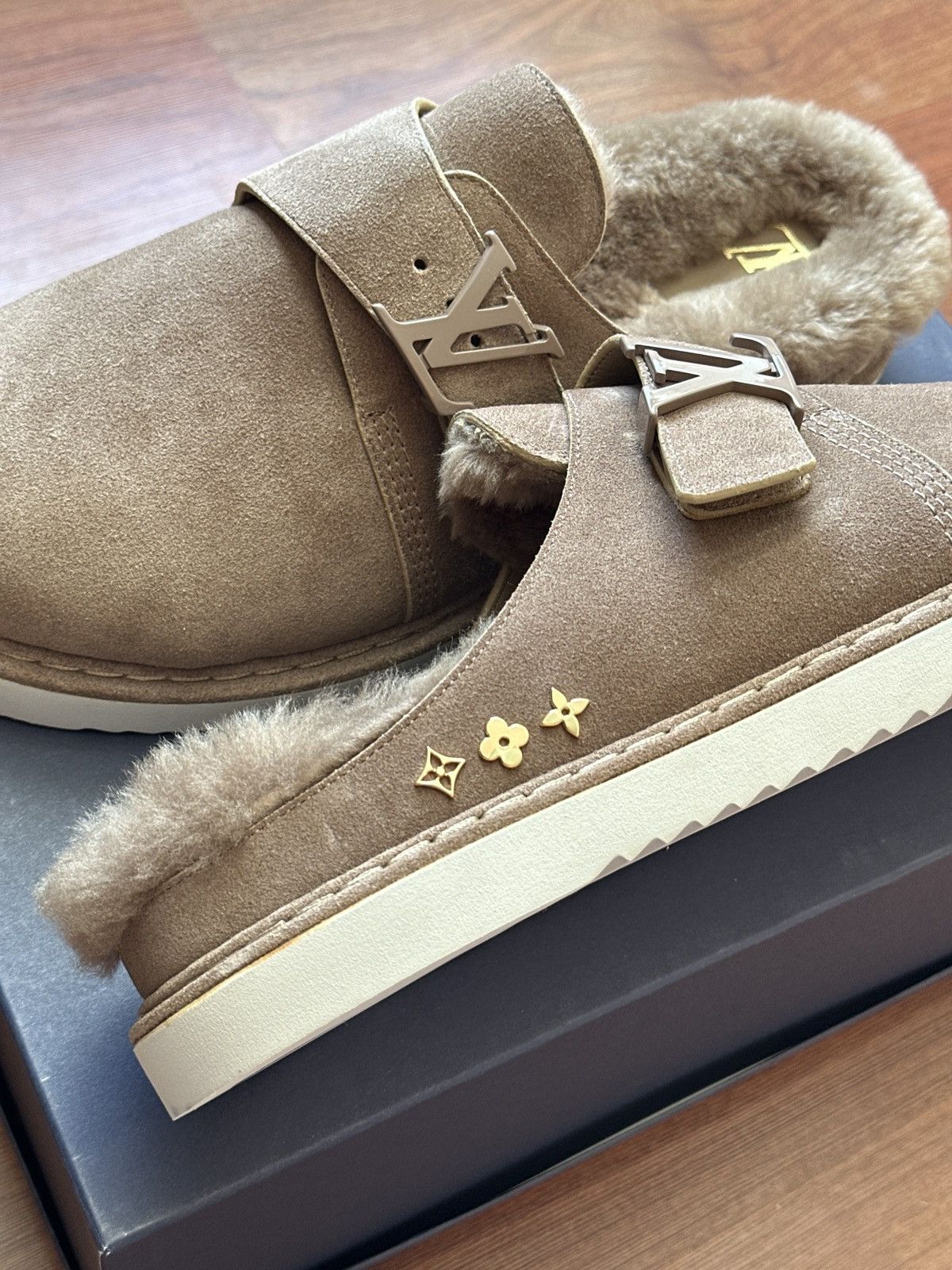 Louis Vuitton Louis Vuitton Easy Mule Size 9 UK Size US 9 / EU 42 - 2 Thumbnail