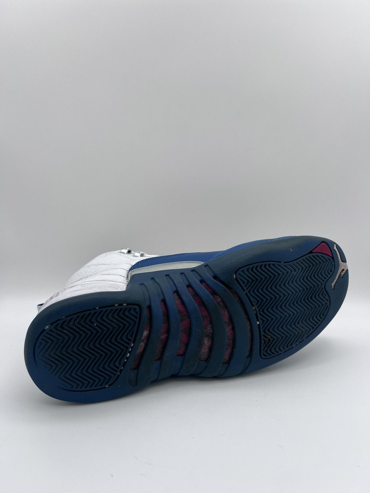 Jordan Brand Size 10.5 - Nike Air Jordan Retro 12 French Blue 2015 Size US 10.5 / EU 43-44 - 9 Thumbnail