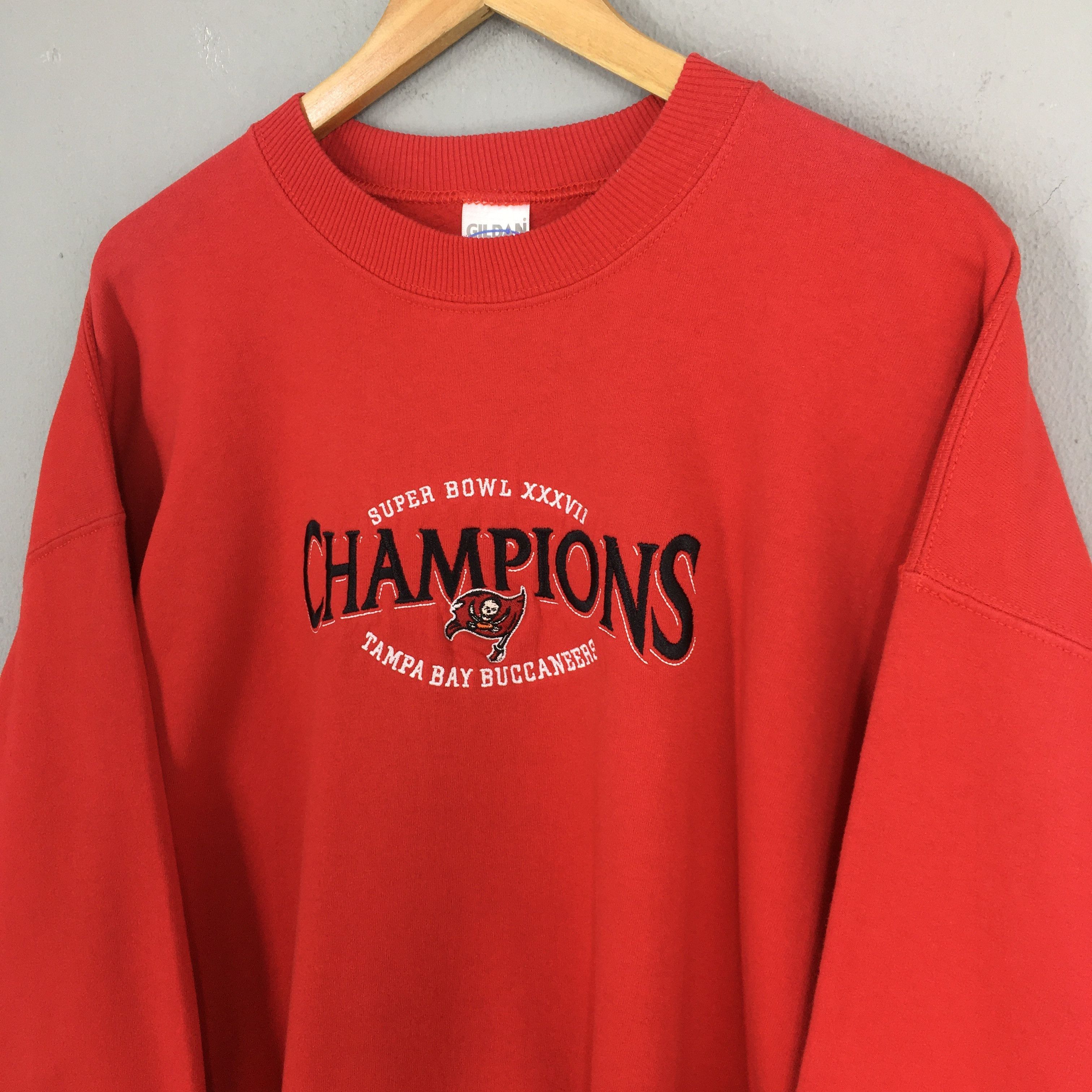 Gildan × NFL × Vintage Vintage Tampa Bay Buccaneers NFL Sweatshirt XLarge Size US XL / EU 56 / 4 - 3 Thumbnail
