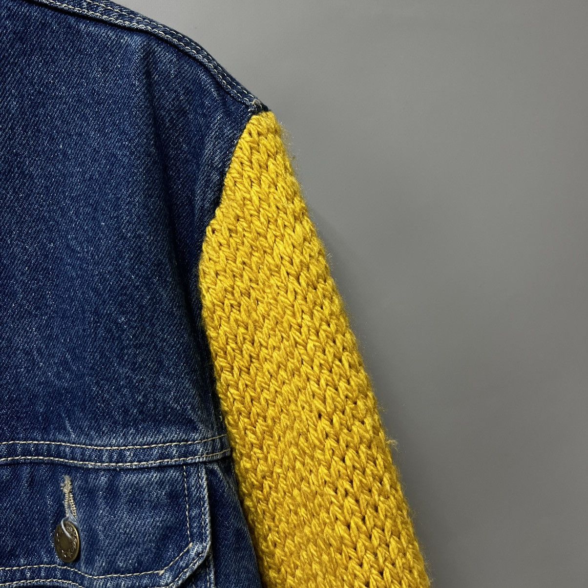 Marlboro × Vintage Vintage Marlboro Denim Jacket with sweater sleeve y2k Size US XL / EU 56 / 4 - 10 Thumbnail