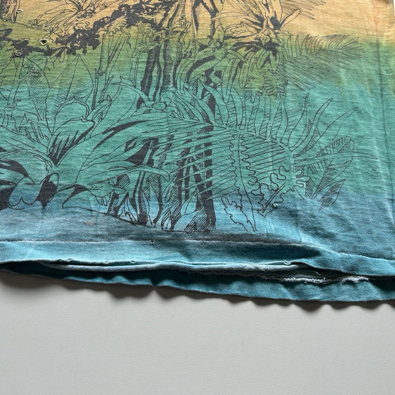 Vintage Vintage 90s Rainforest Animal Art Shirt XL Tie Dye Distress Size US XL / EU 56 / 4 - 3 Thumbnail
