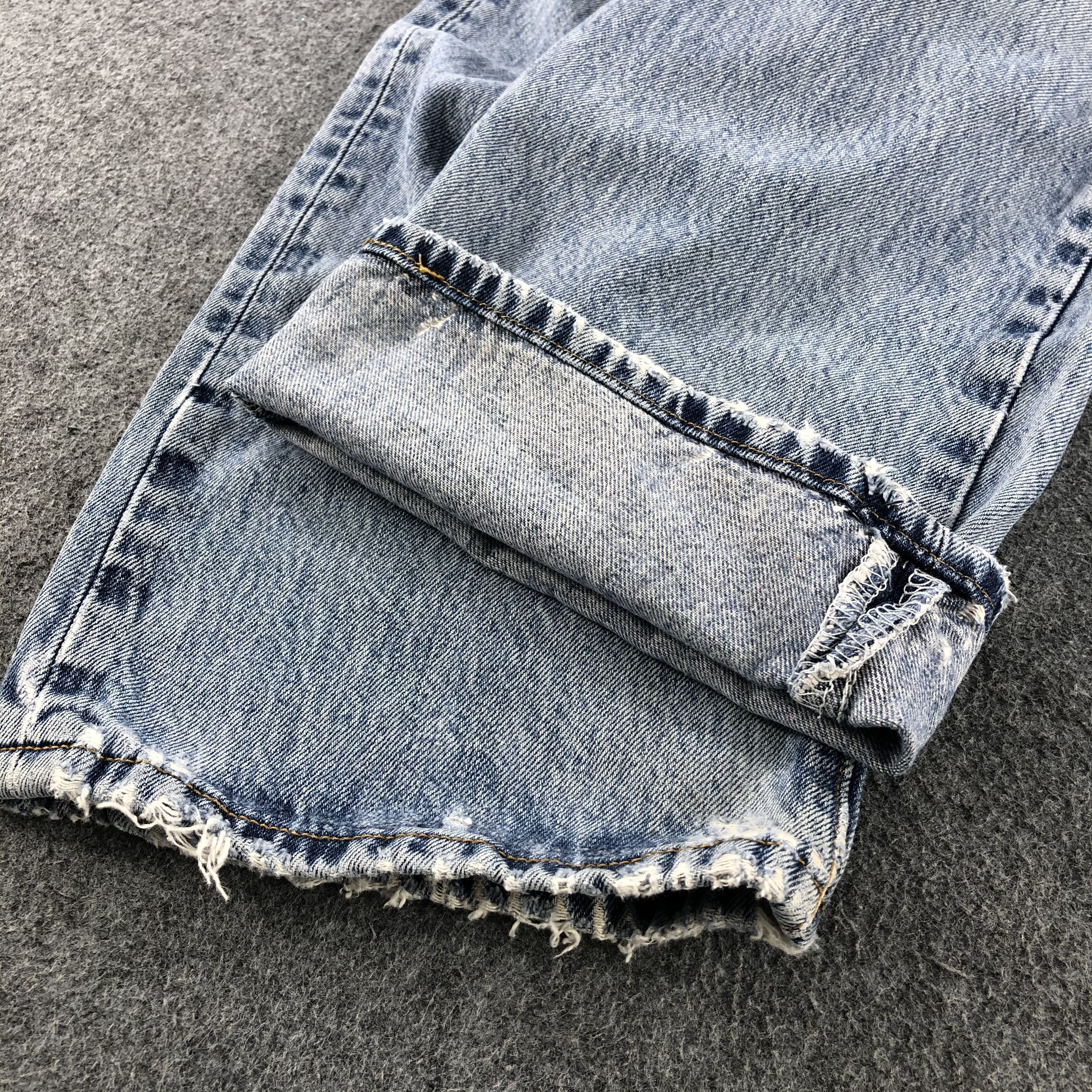 Levi's Vintage Light Wash Levis 501 Jeans- J1362 Size US 35 - 7 Thumbnail