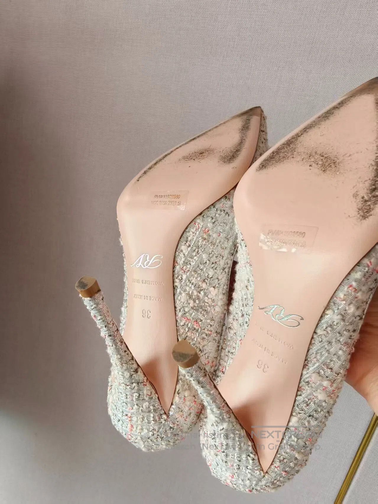 Roger Vivier Roger Vivier Women's Shoes. Size US 5 / IT 35 - 7 Thumbnail