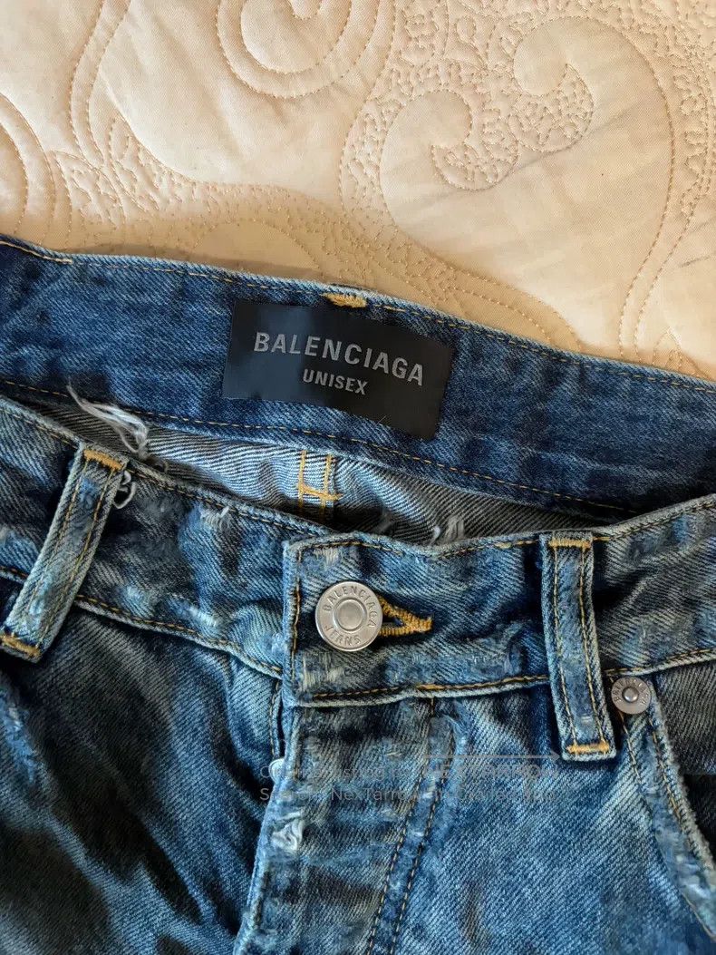 Balenciaga Balenciaga size S Distressed Bleach Washed Denim Jeans Size US 27 - 3 Thumbnail