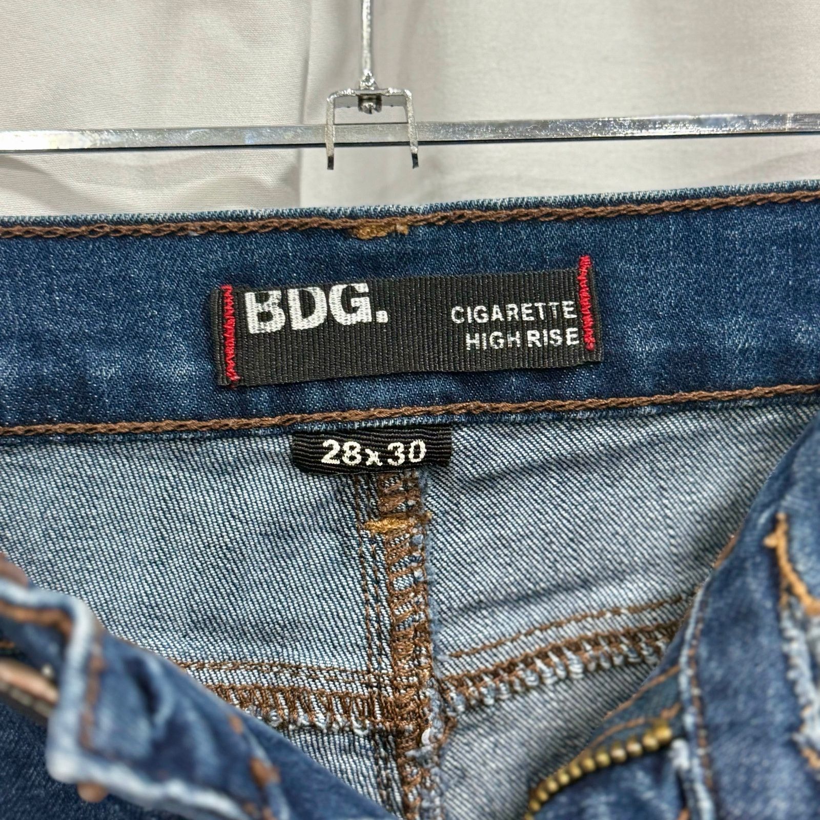 Bdg BDG Cigarette High-Rise Dark Wash Jeans | Sz 28x30 Size 28" / US 6 / IT 42 - 4 Thumbnail