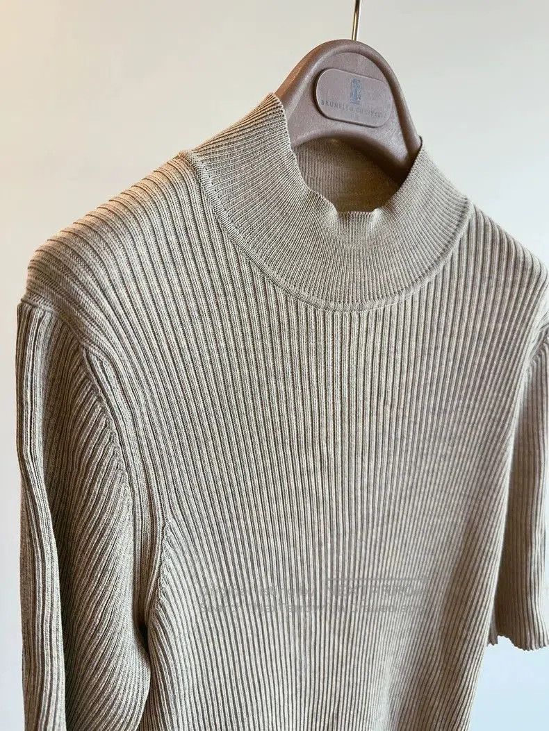 The Row The Row Minimal Mock Neck Top. Size US M / EU 48-50 / 2 - 3 Thumbnail