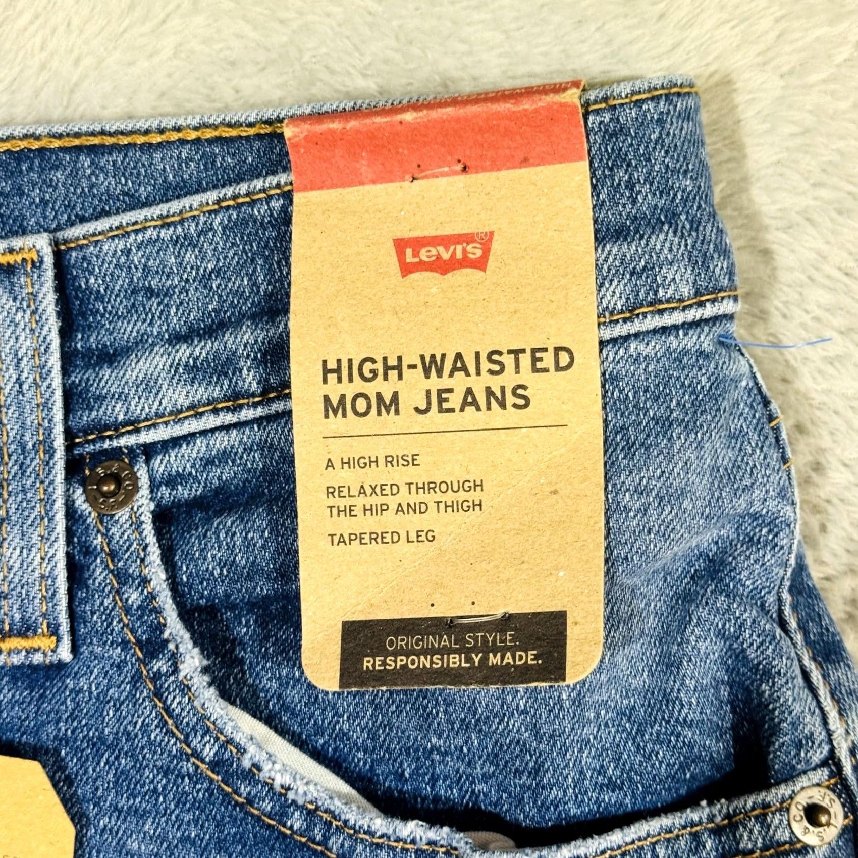 Levi's Levi's Mom Jeans Womens 31x29 Blue High Waist Relaxed Tapered Stretch Denim Shirt? Size 24" / US 00 / IT 34 - 7 Thumbnail