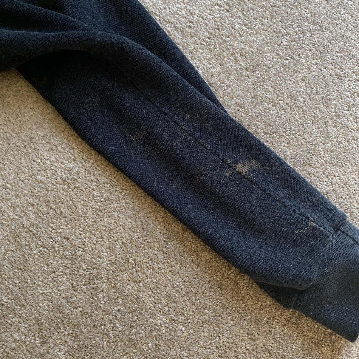 Russell Athletic × Vintage Vintage 90s Sun Faded Black Blank Russel Athletic Sweatshirt Size US XL / EU 56 / 4 - 6 Thumbnail
