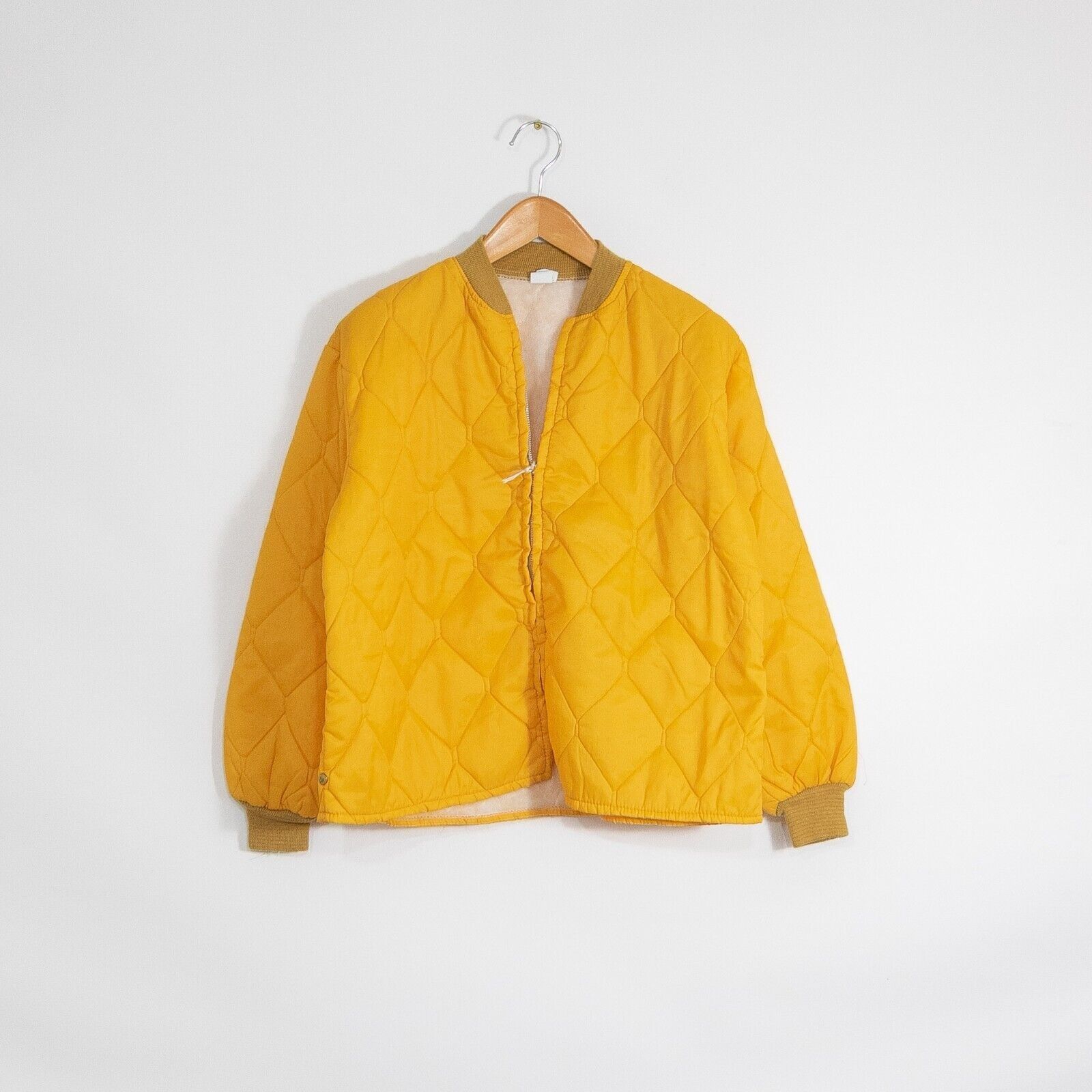 Vintage Vintage 70s Quilted Liner Jacket Mens Large - Boxy Cropped Size US L / EU 52-54 / 3 - 1 Thumbnail