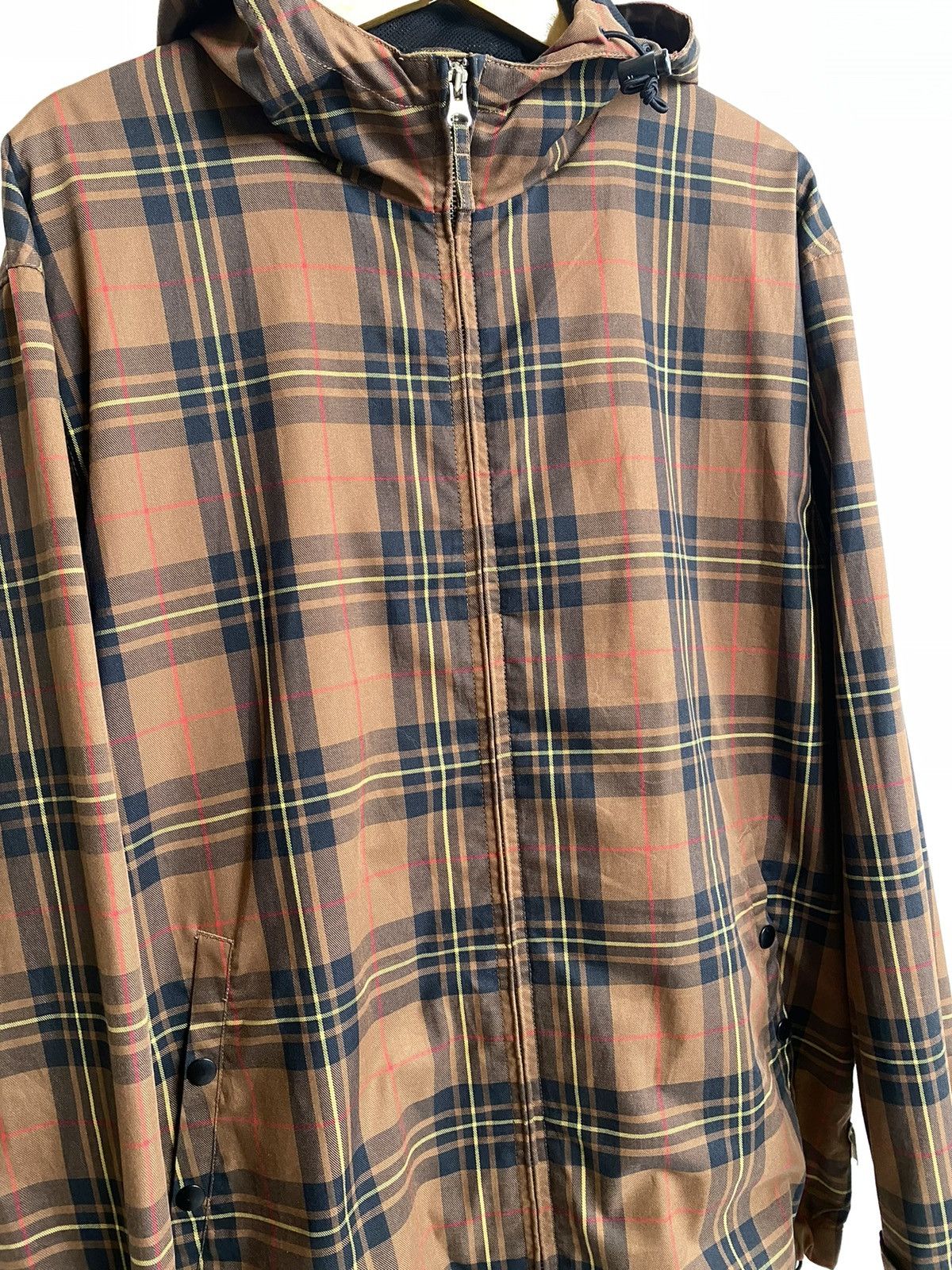 Stussy Stussy Burberry Nova Pattern England Cambridge Jacket Size US L / EU 52-54 / 3 - 3 Thumbnail