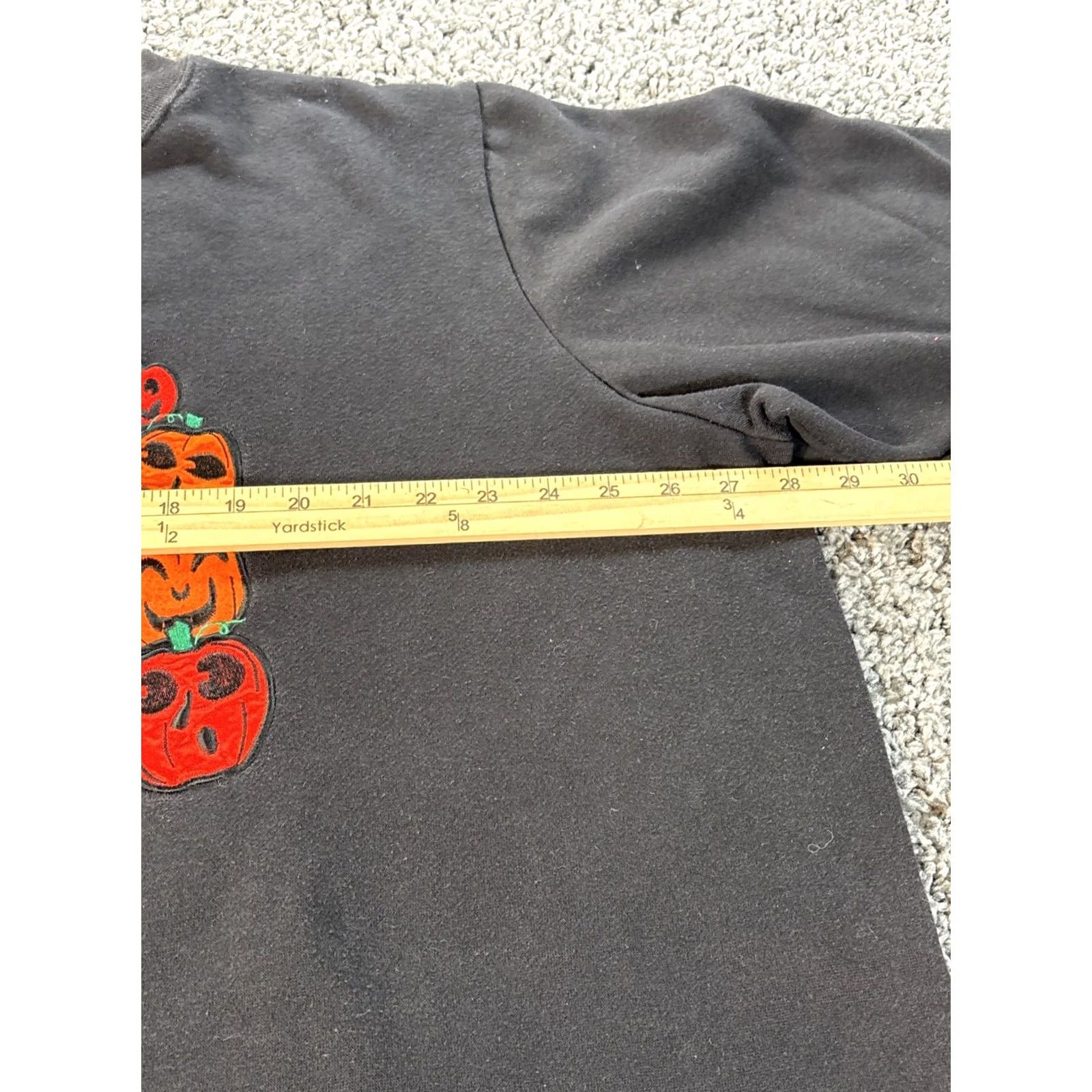 Basic Editions VINTAGE Basic Editions Sweatshirt Womens 2X Black 90s Halloween Pumpkin Pullover Crew Neck Activewear Mens Womens Girls Boys Size XXL / US 16-18 / IT 52-54 - 3 Thumbnail