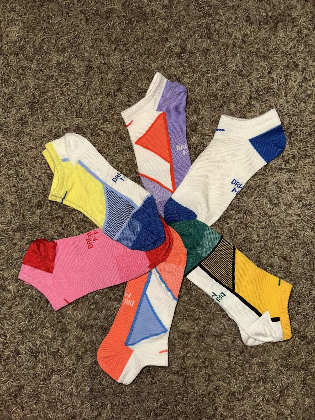 Nike Nike Women’s Multicolors 6-Pack Everyday Cushion Socks Size ONE SIZE - 4 Thumbnail