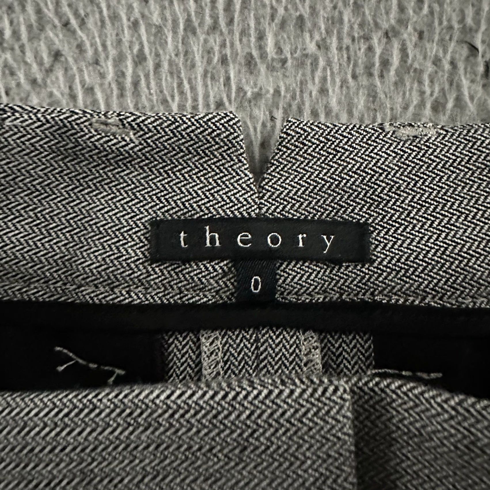 Theory Theory Skirt Women Gray 0 Wool Blend Knee Length Pencil Straight USA Made Size 25" / US 0 / IT 36 - 7 Thumbnail