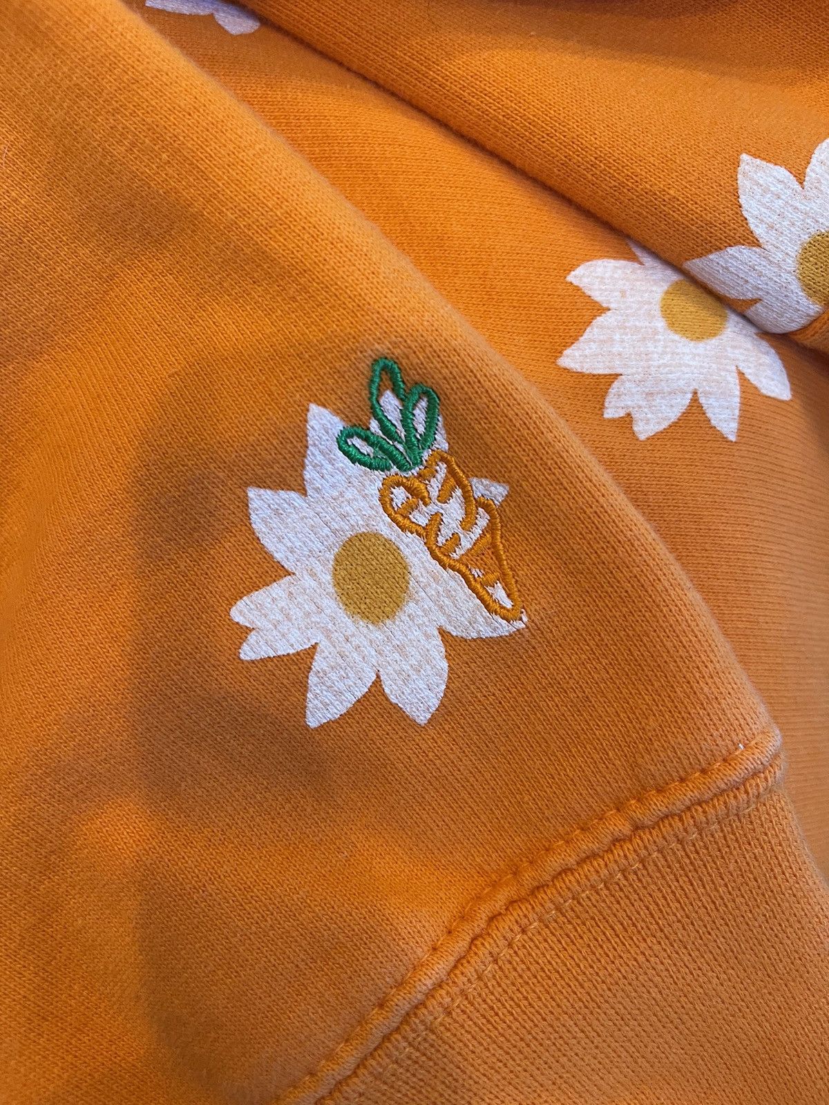 Carrots by Anwar Carrots × Mark McNairy Carrots x Mark Mcnairy Daisy All Over Print Hoodie Size US XXL / EU 58 / 5 - 6 Thumbnail
