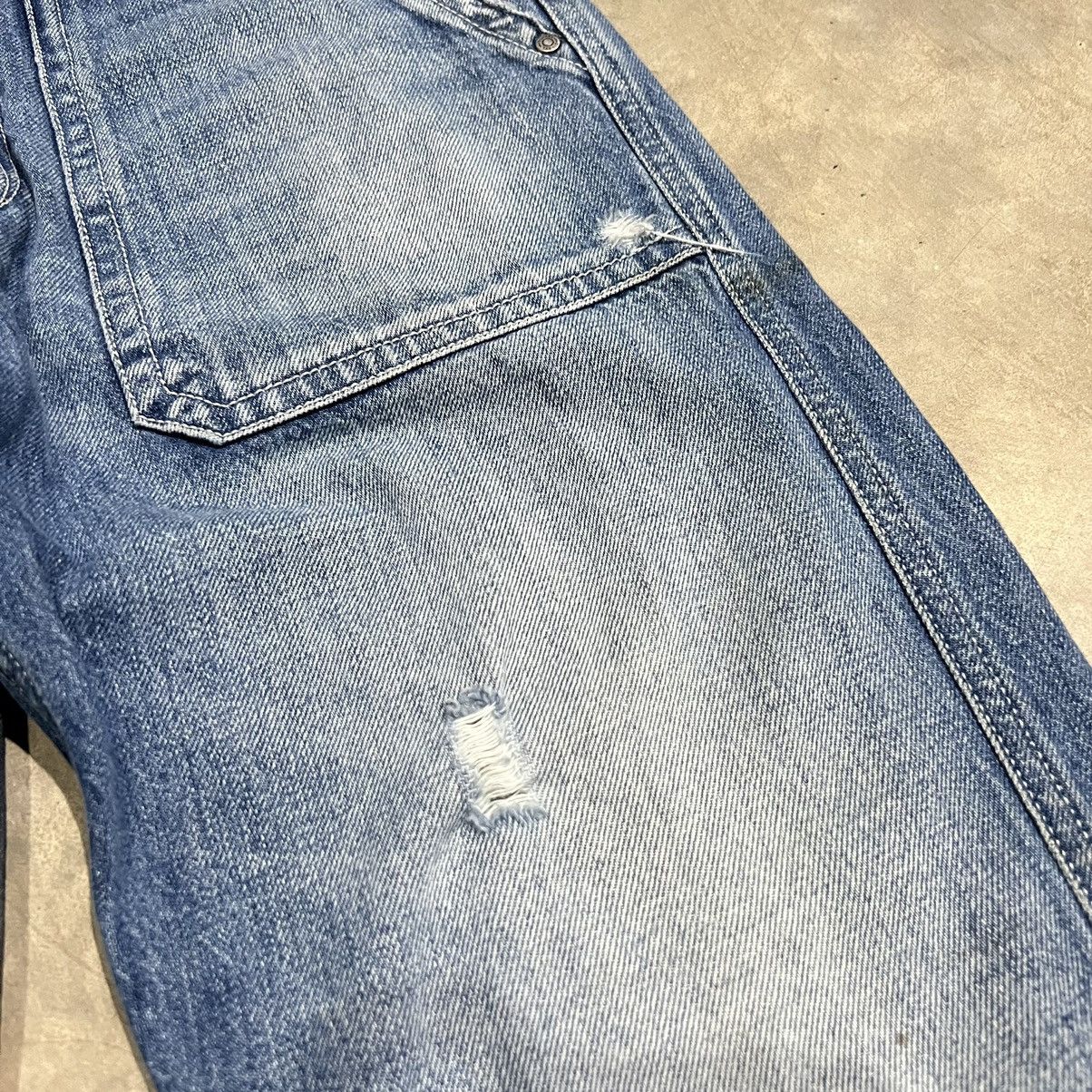 Diesel 2000s Diesel Fatigue Ripped Jeans Size US 29 - 9 Thumbnail