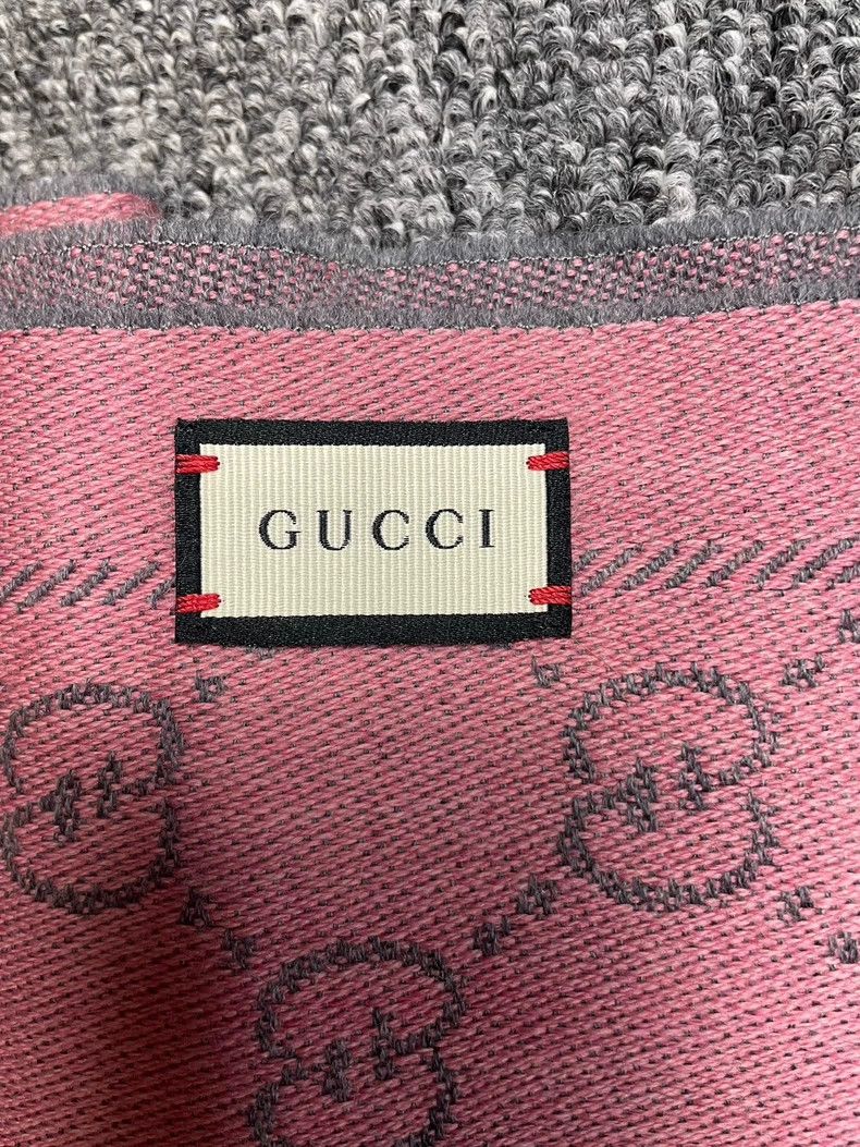 Gucci Gucci Authentic scarf double-sided pink gray wool scarf 250 Size ONE SIZE - 3 Thumbnail