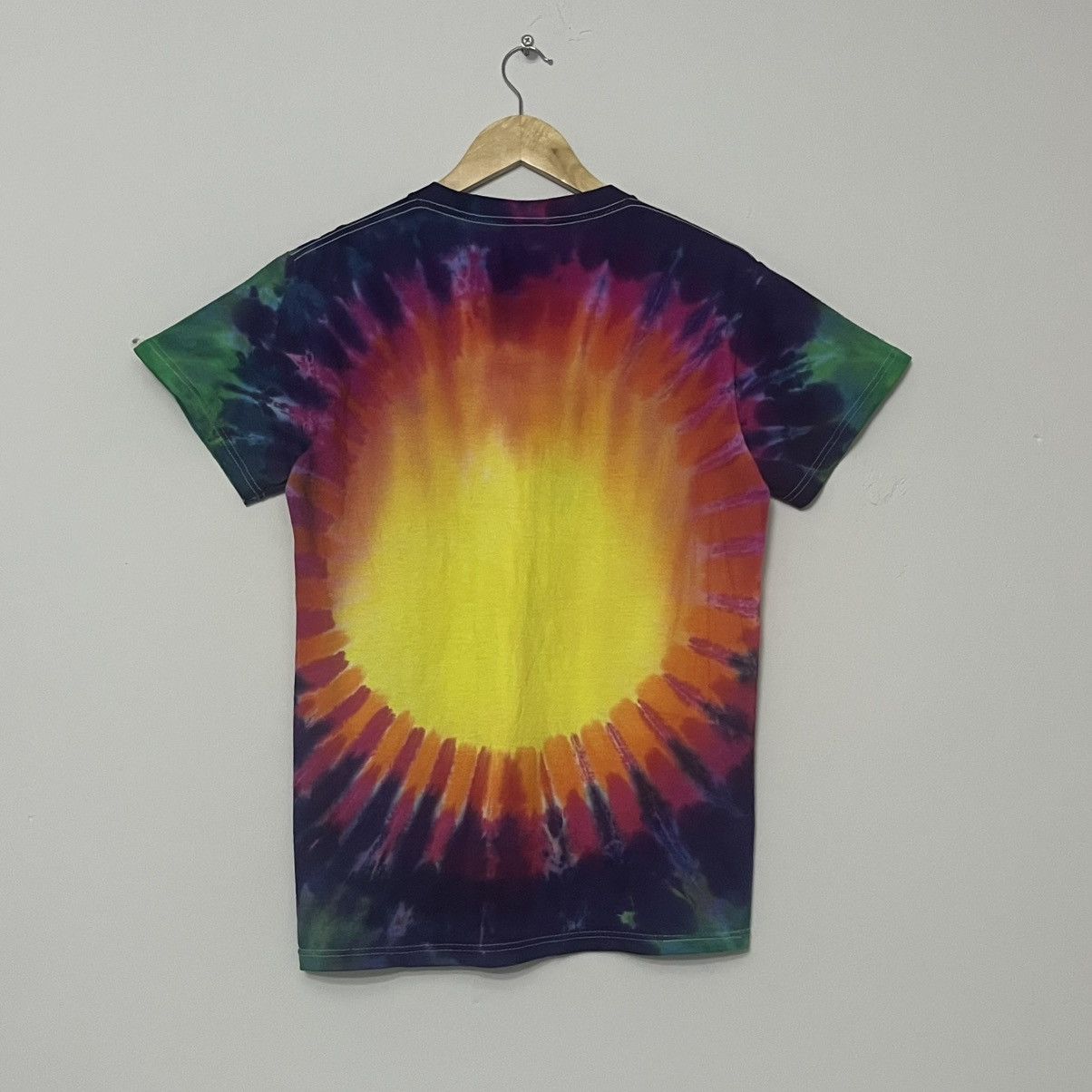 Delta × Grateful Dead × Vintage Deadstock Vintage Band Grateful Dead 1998 Tye Die Size S Size US S / EU 44-46 / 1 - 2 Thumbnail