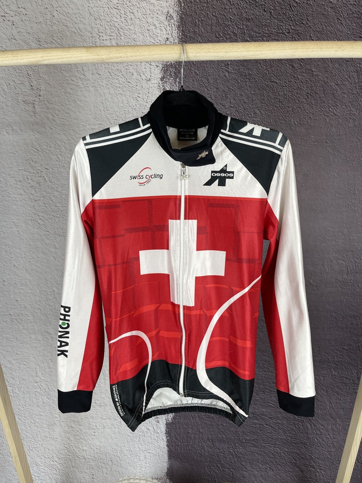 Assos Swis cycling handmade in Switzerland cycle jersey