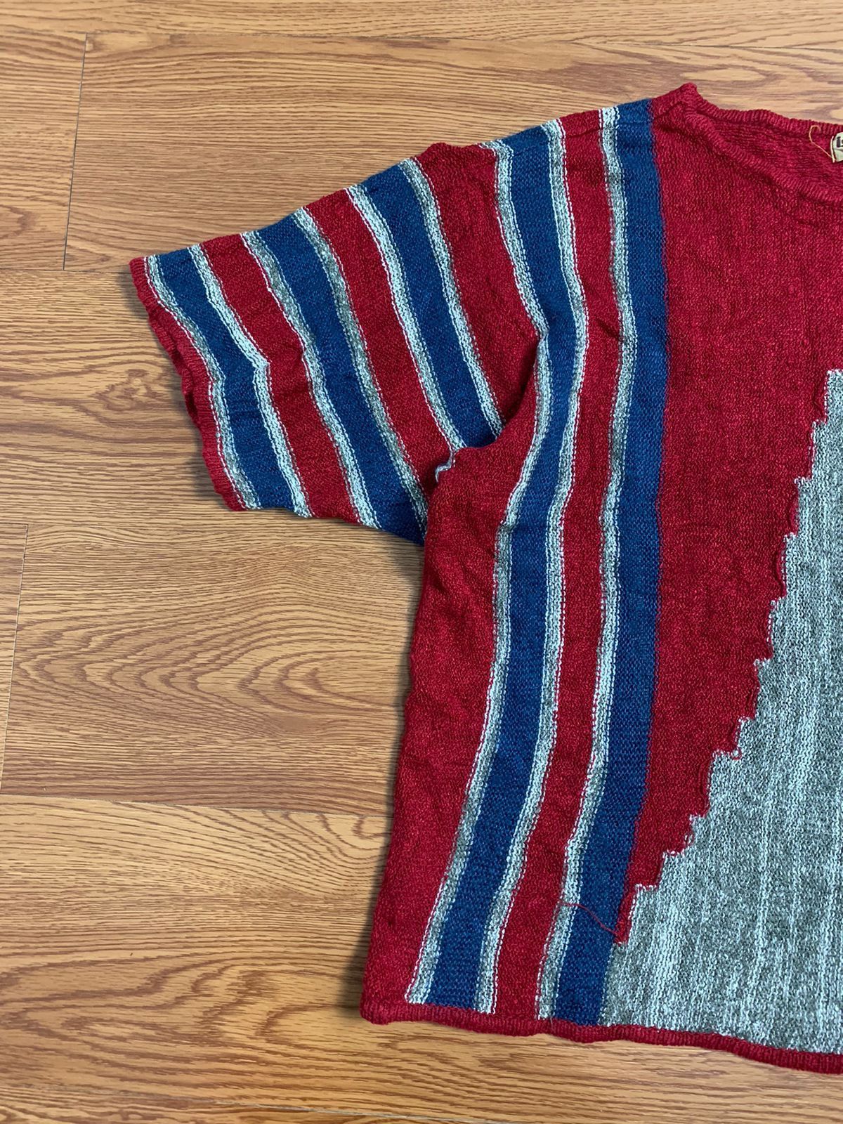 Issey Miyake 70/80s Issey Miyake Patterned Short Sleeve Knitwear Size US M / EU 48-50 / 2 - 2 Thumbnail