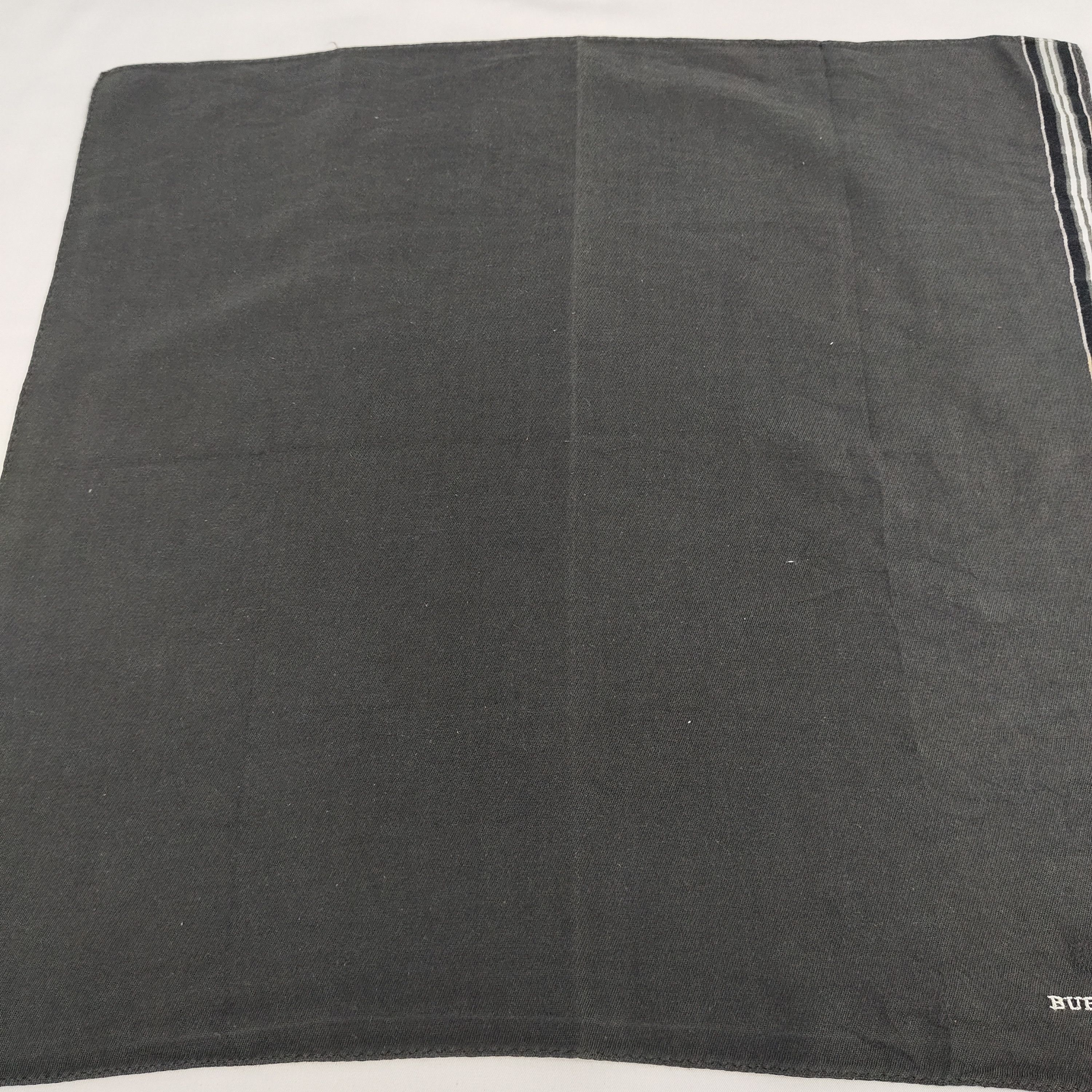 Burberry × Vintage Burberry Handkerchief / Neckerchief / Bandana FZ260 Size ONE SIZE - 6 Thumbnail