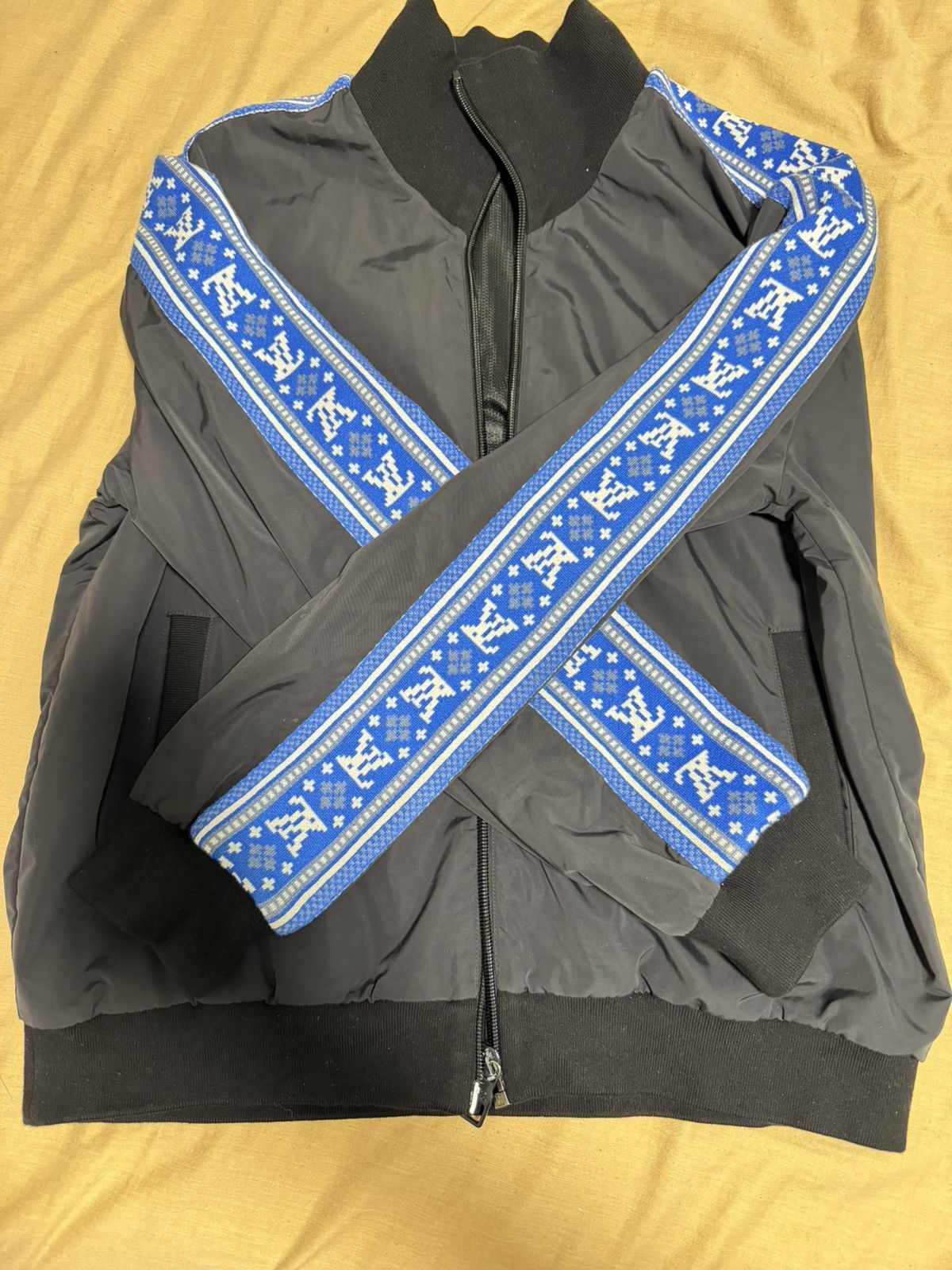 Louis Vuitton Louis Vuitton Reversible Monogram Sleeve Bomber Jacket Size US M / EU 48-50 / 2 - 1 Thumbnail