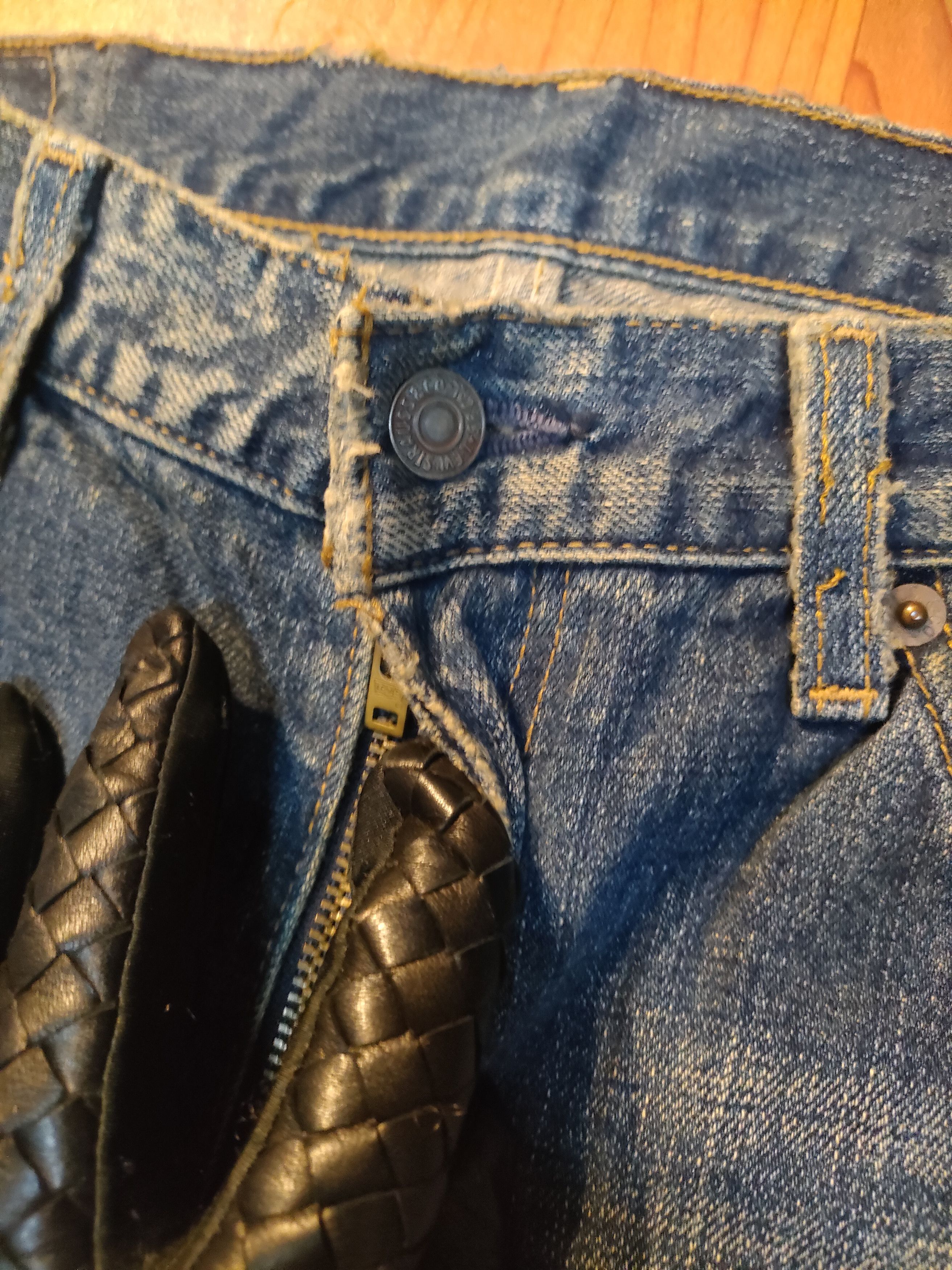 Le Grande Bleu (L.G.B.) × Levi's Vintage Clothing Vintage Levi's 519-03 Japan Jeans Size US 36 / EU 52 - 6 Thumbnail
