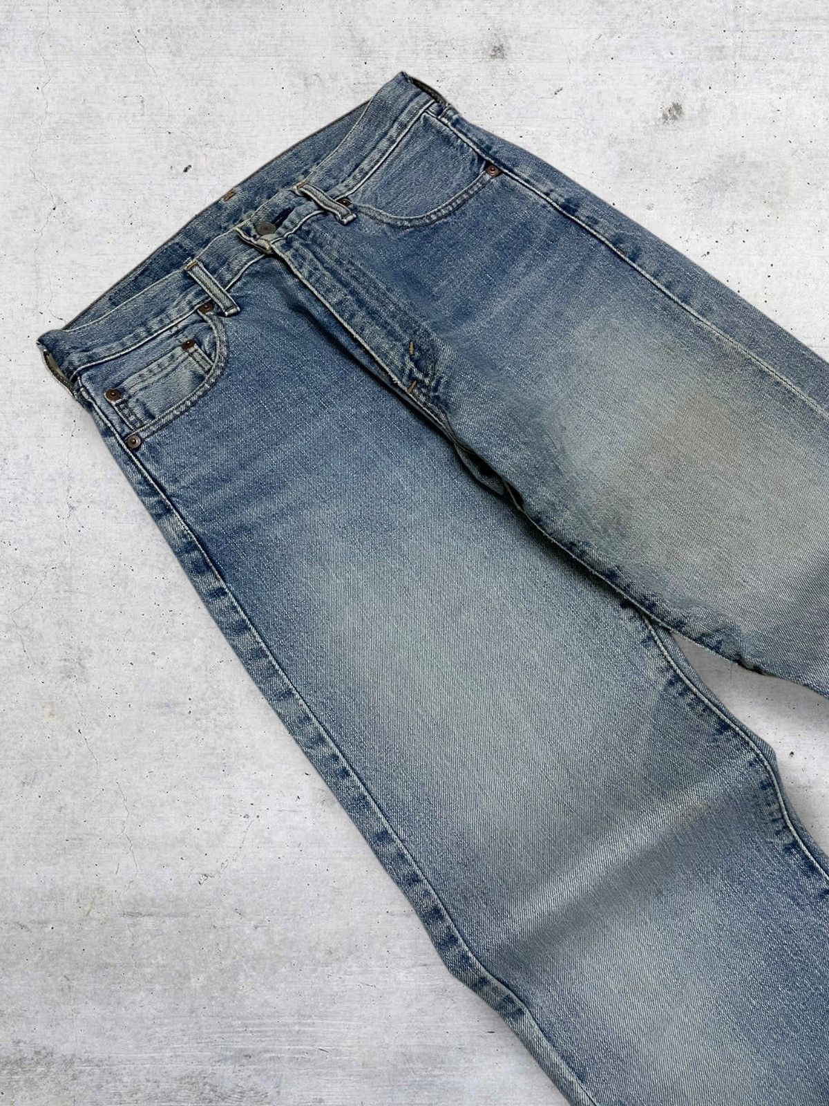 Levi's Vintage Clothing VINTAGE 502 LEVIS 1990S OG DESIGNER DISTRESSED RUGGED DENIM Size US 30 / EU 46 - 7 Thumbnail
