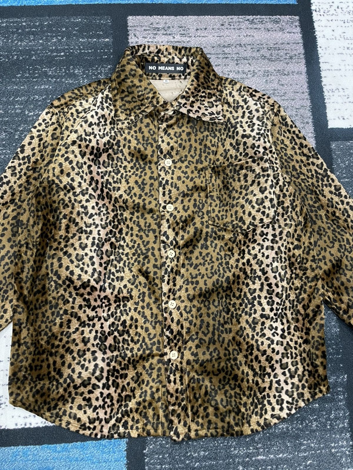 Japanese Brand Vintage No Means No Leopard Design Shirt Size US M / EU 48-50 / 2 - 5 Thumbnail