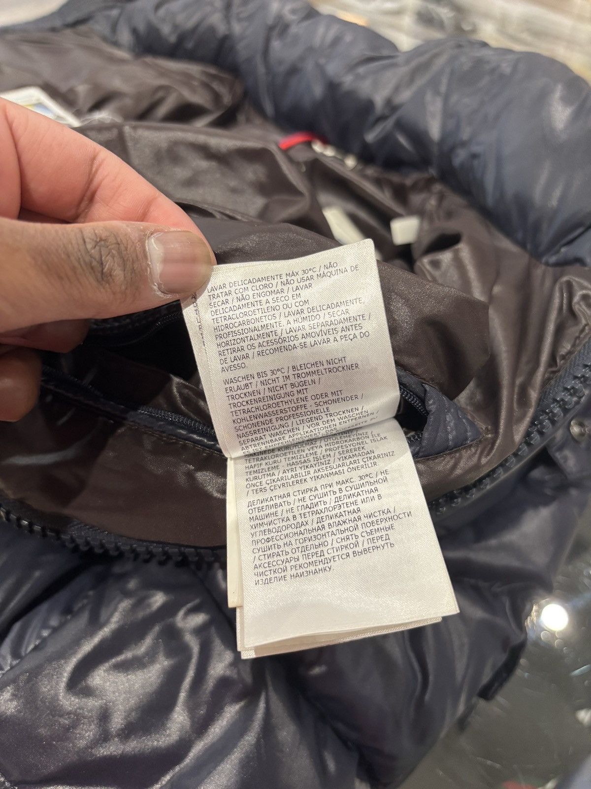 Moncler Moncler Maya Down Jacket Navy Blue Size: 1 / S Size US S / EU 44-46 / 1 - 16 Thumbnail