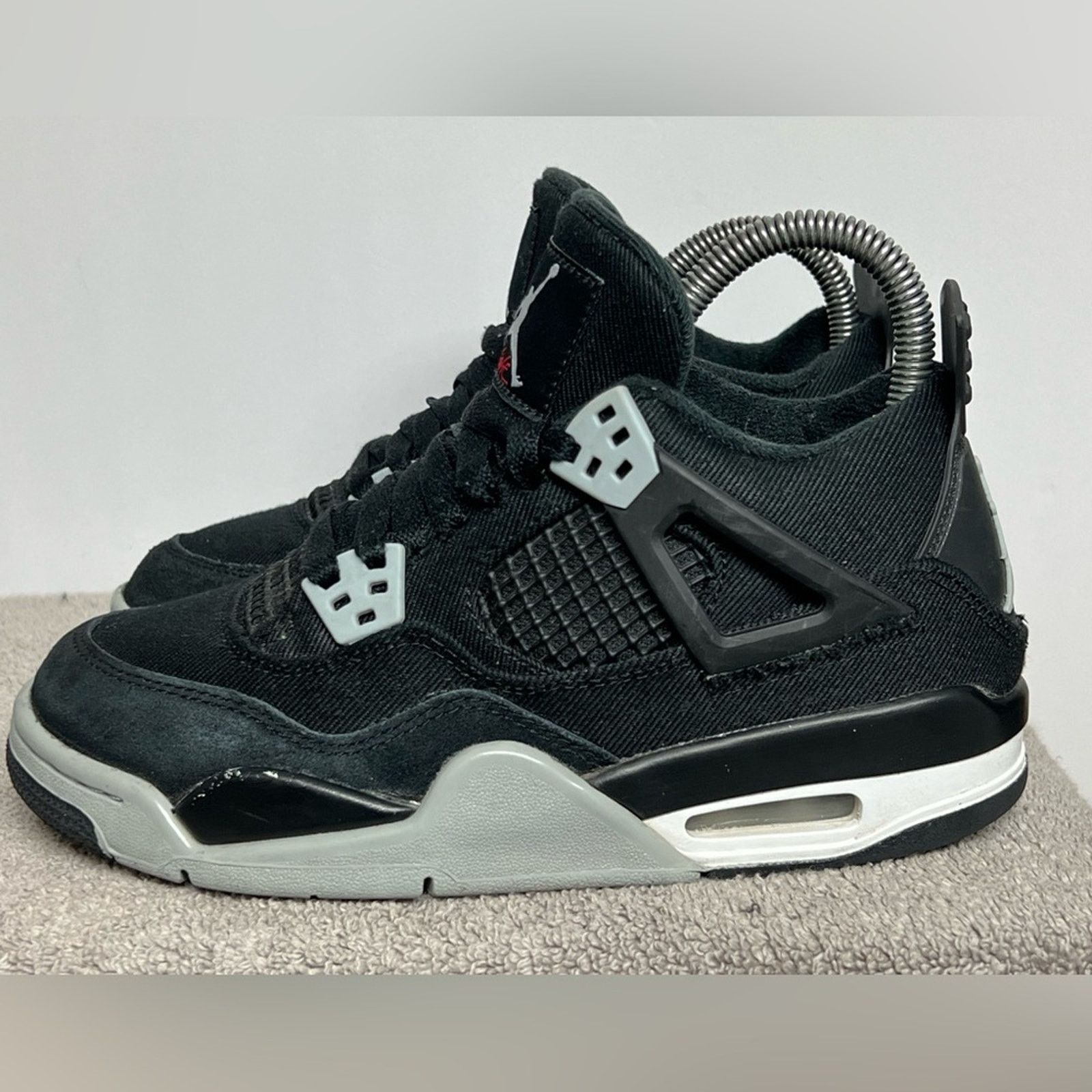 Jordan Brand Size 4.5Y (GS) - Jordan 4 Retro SE Low Black Canvas Size US 6 / IT 36 - 1 Thumbnail