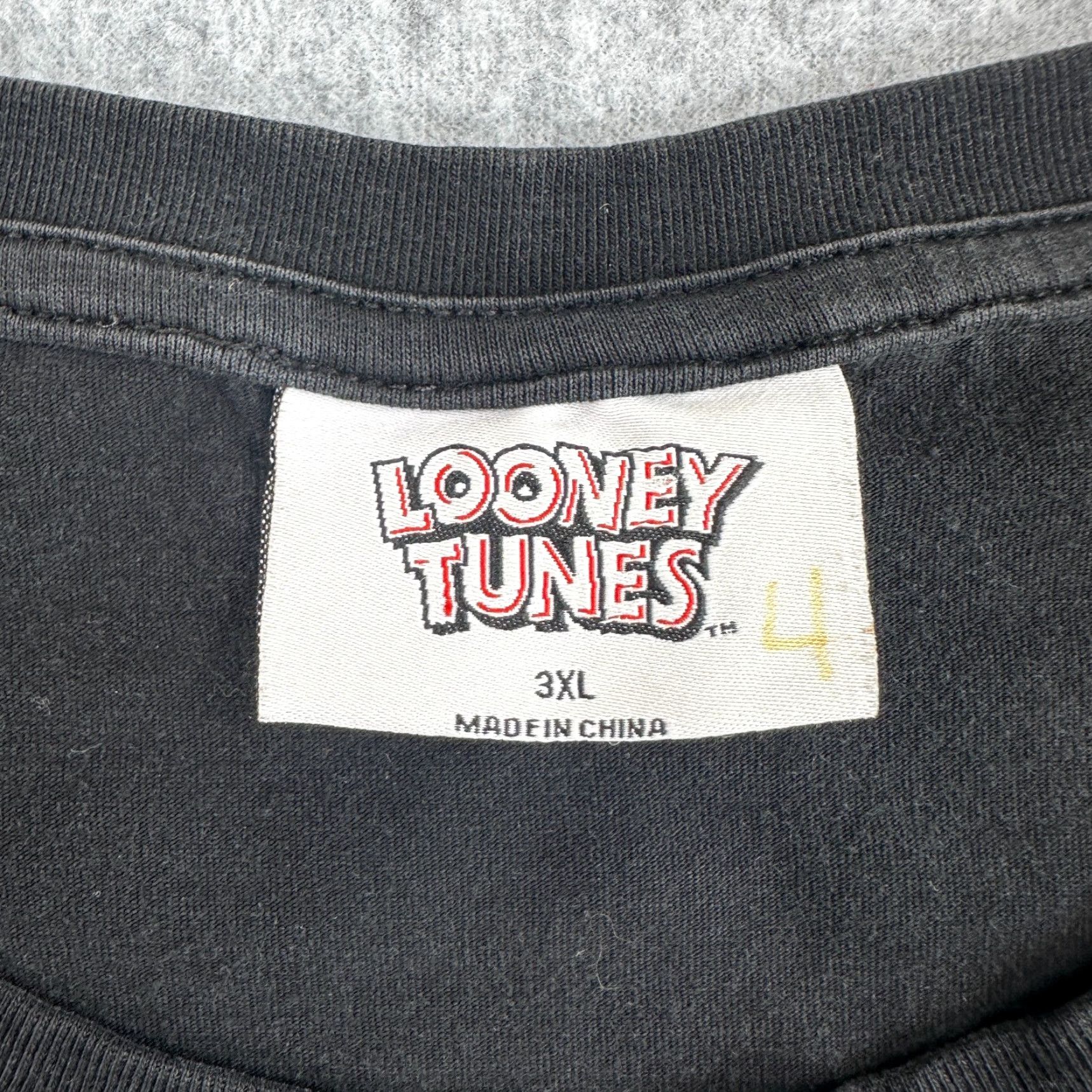 Vintage Looney Tunes T-Shirt Black Men's 3XL Short Sleeve Crew Neck Shirt Regular Size Short Sleeve Crew Neck Black 3XL Men Size US XXL / EU 58 / 5 - 3 Thumbnail