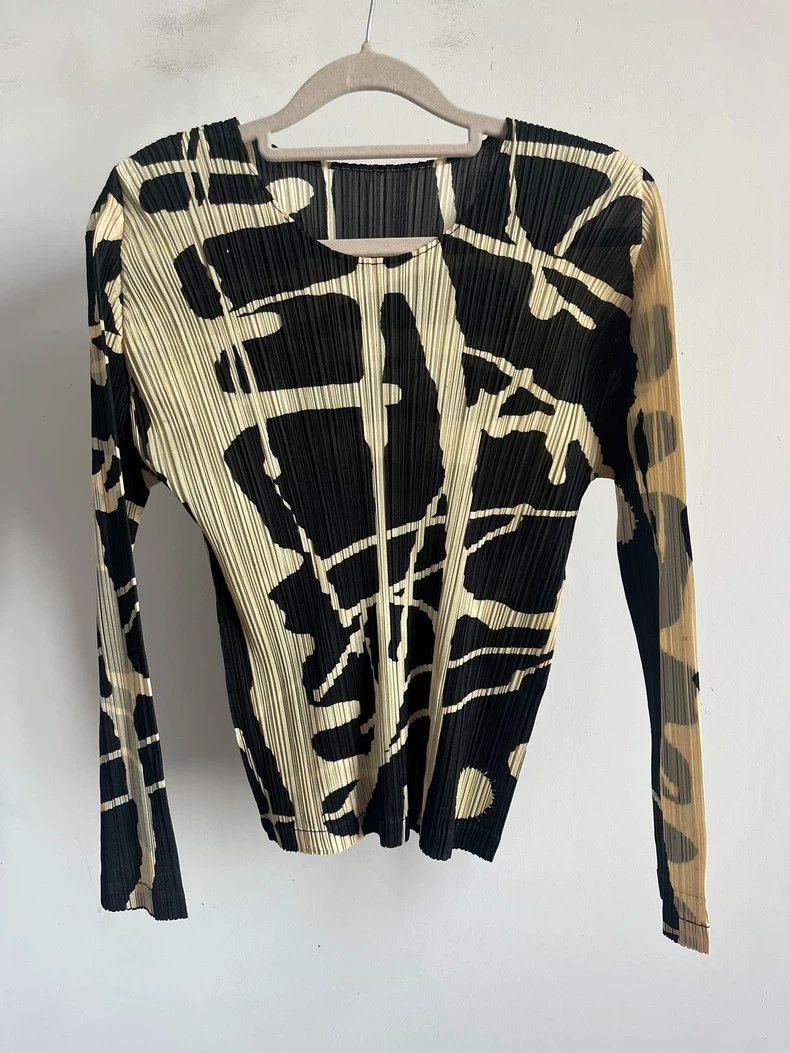 Issey Miyake Issey Miyake size:3 Yellow and black ink wash pleated long Size S / US 4 / IT 40 - 1 Thumbnail