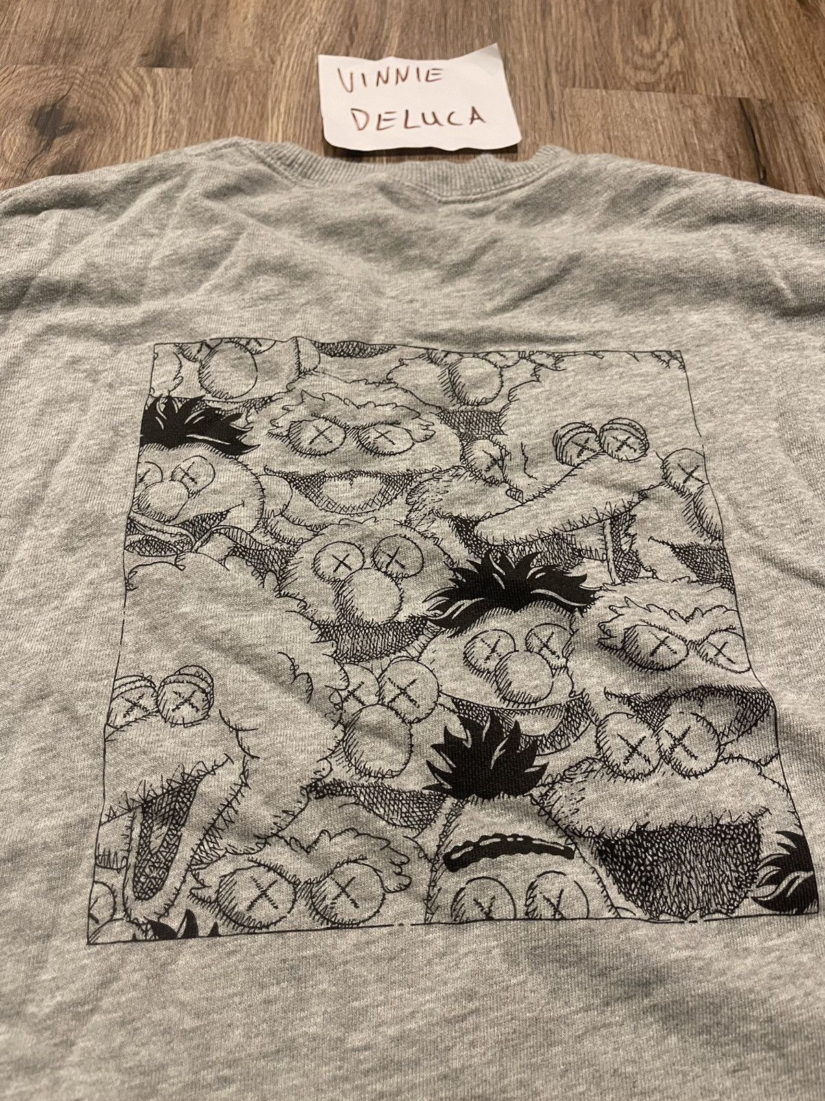 Kaws × Uniqlo Kaws X Uniqlo x Sesame Street XX Sweatshirt Size US S / EU 44-46 / 1 - 3 Thumbnail