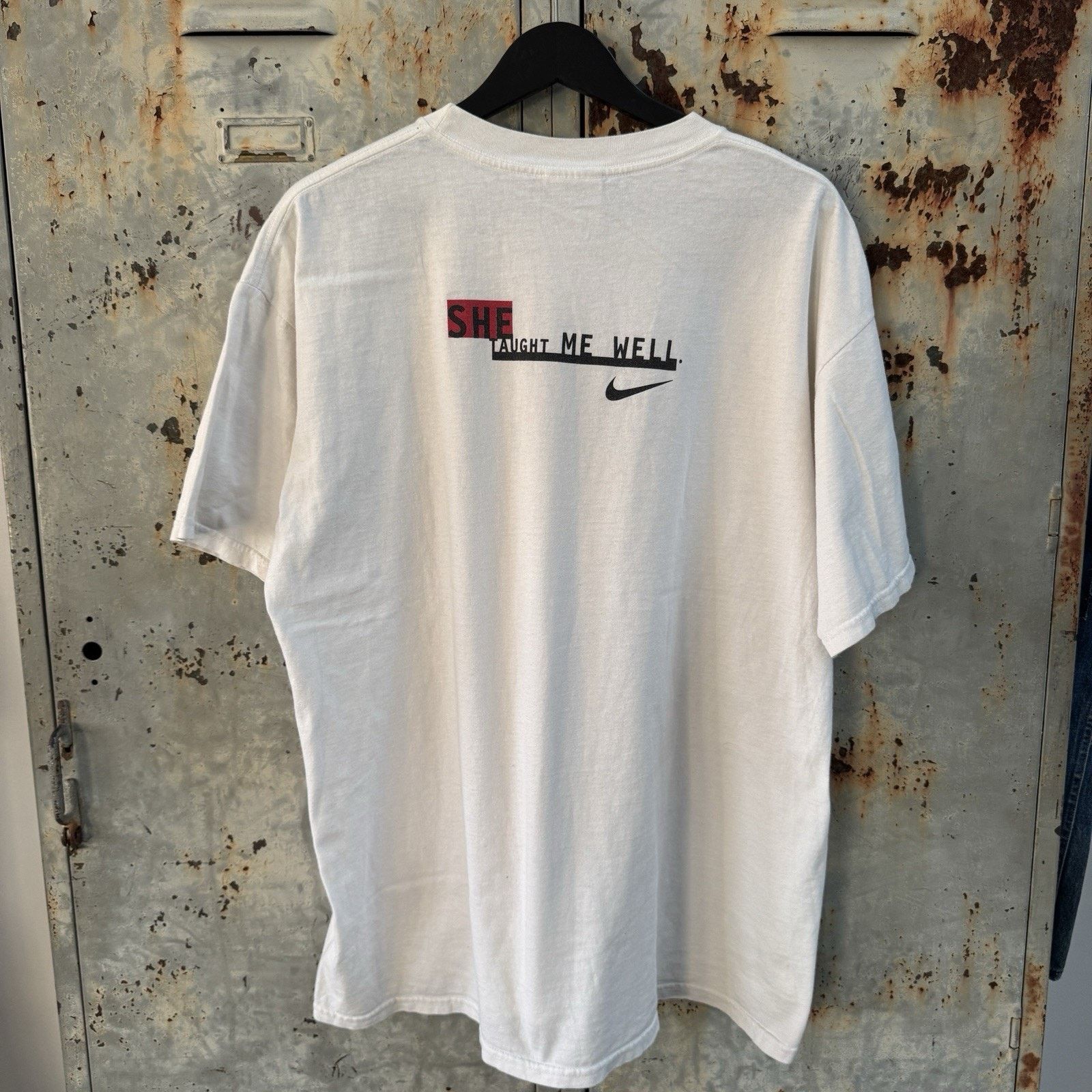Nike Vintage 90s Nike Mother Nature Is A Powerful Force T Shirt Size US L / EU 52-54 / 3 - 4 Thumbnail