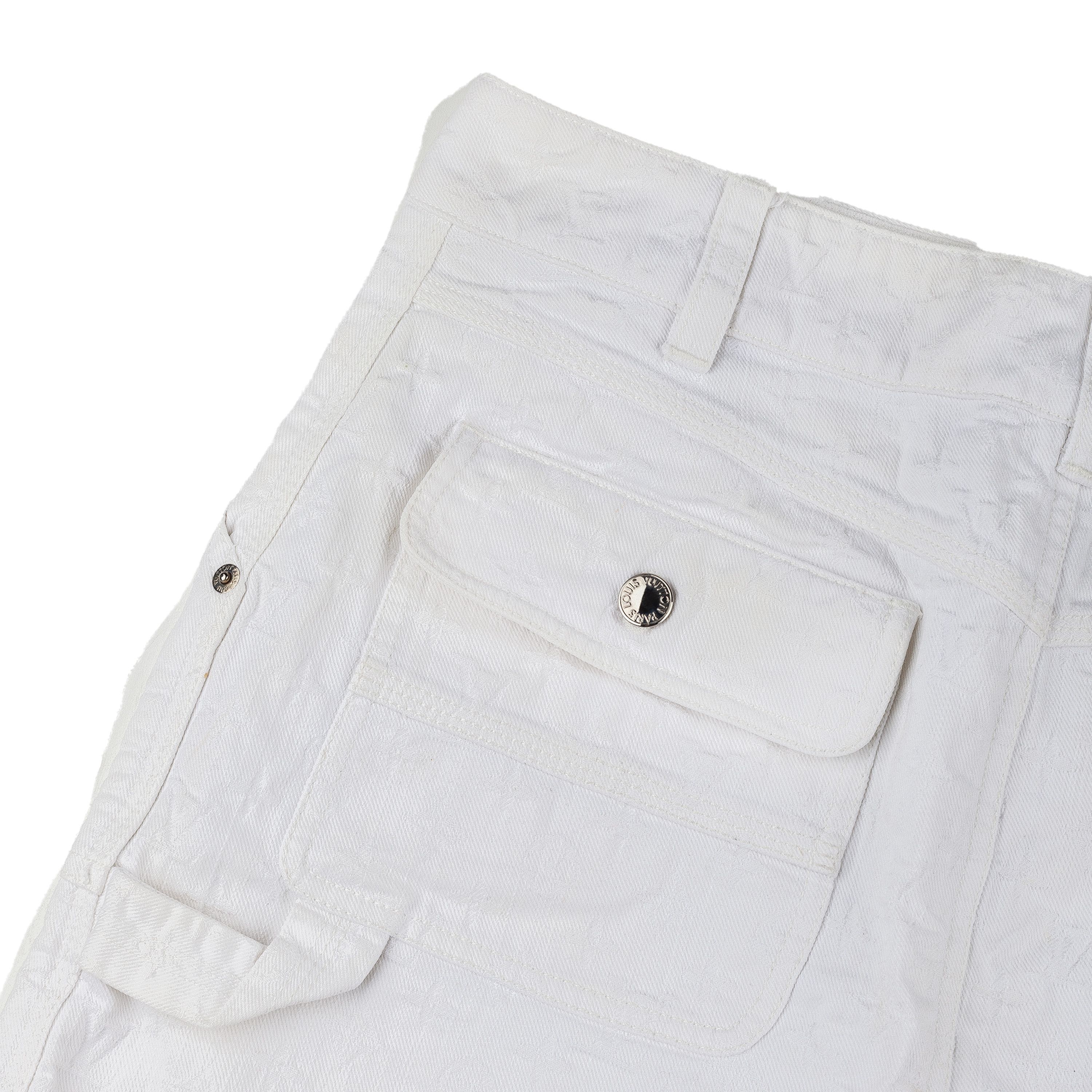 Louis Vuitton Louis Vuitton LV Vintage White Monogram Mini Cargo Skirt Size 30" / US 8 / IT 44 - 14 Thumbnail