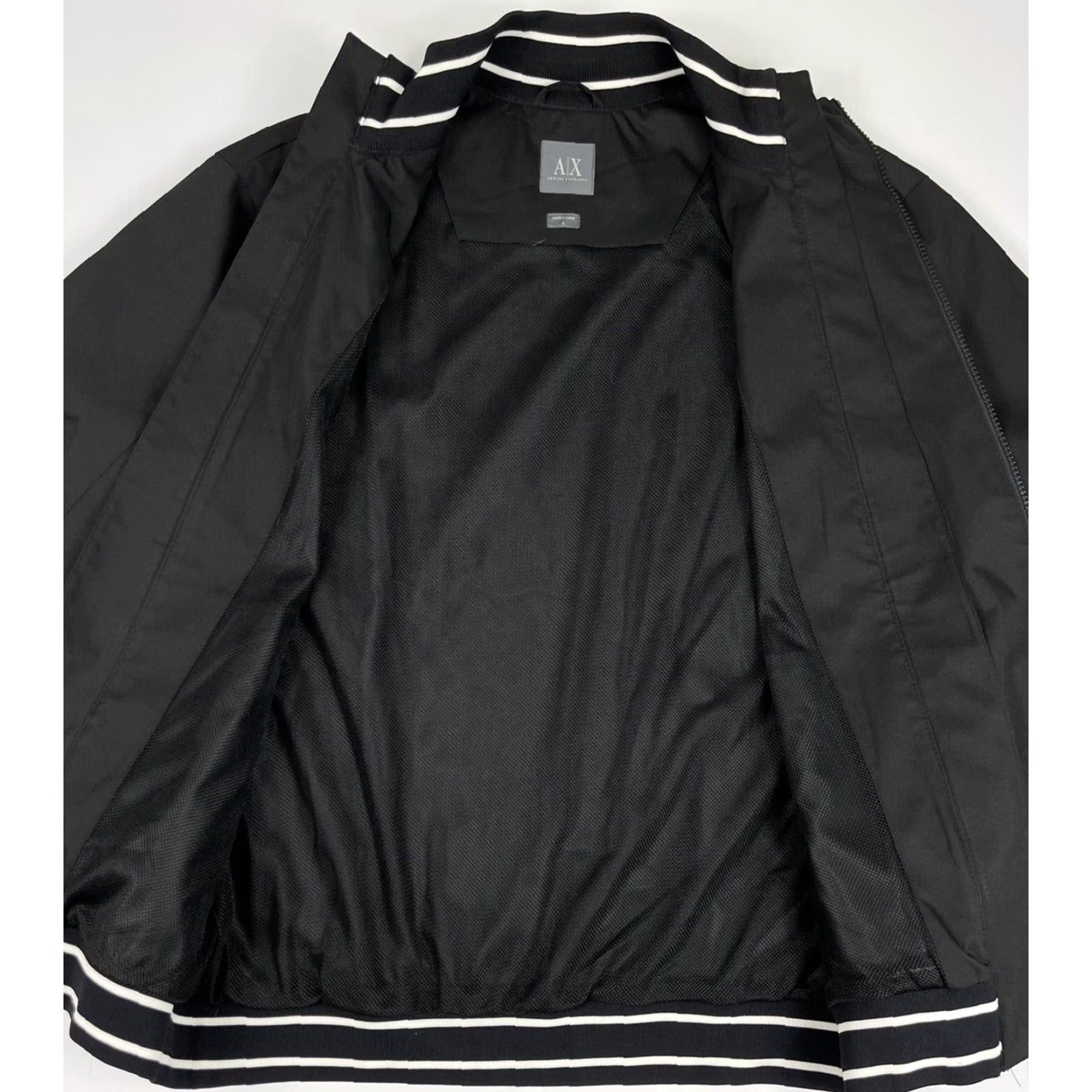 Armani Exchange Armani Exchange Jacket Bomber Jacket Nylon Black L Mens Size L Full Zip Pocket Zipper Windbreaker Casual Travel Cross-Category Clothing Size US L / EU 52-54 / 3 - 6 Thumbnail