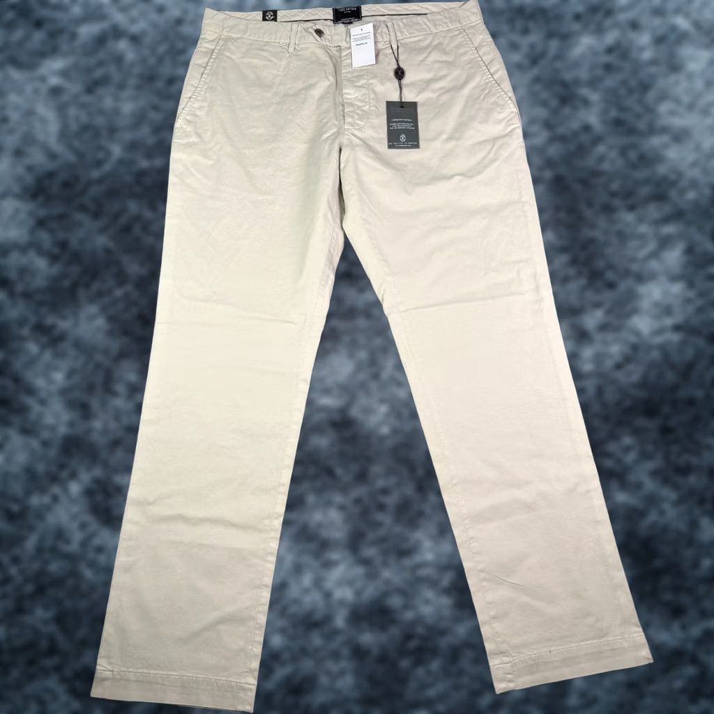 Todd Snyder Todd Snyder Pants Mens 36x32 Bone Khaki Tab Front Chino Straight Fit Stretch Slimming Pockets Casual Womens Mens Boys Girls Size US 36 / EU 52 - 1 Thumbnail