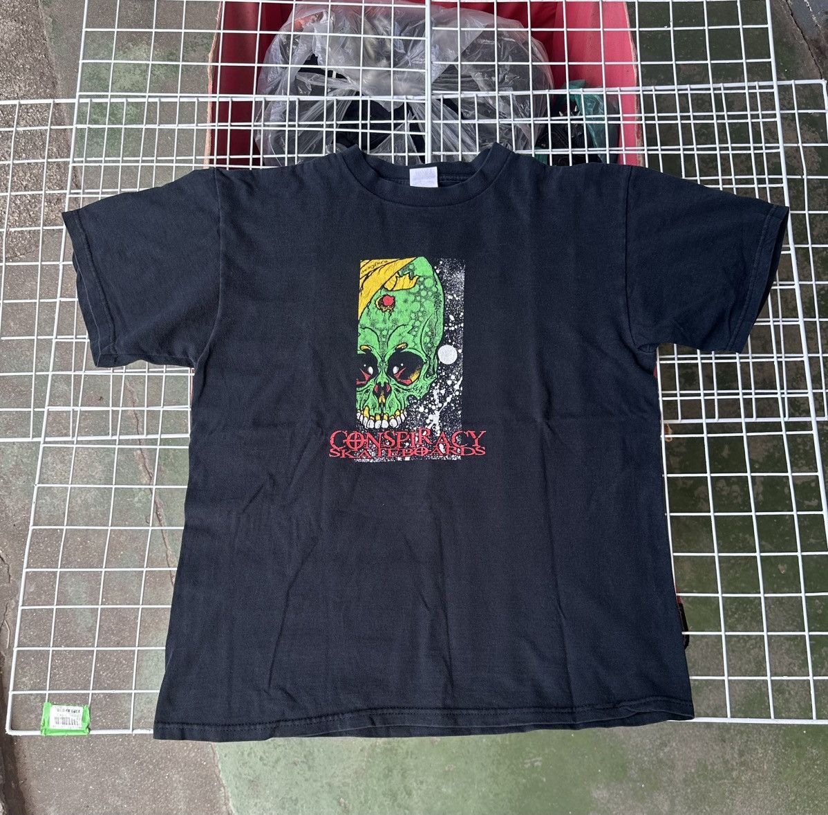 Vintage Vintage Conspiracy SK8 Pushead 00s Size US L / EU 52-54 / 3 - 1 Thumbnail