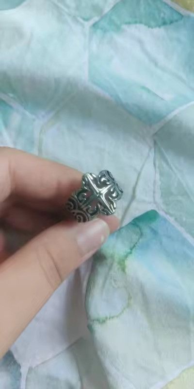 Japanese Brand Floral Square Continuous Pattern Engraving ( size 7/8) Size ONE SIZE - 9 Thumbnail