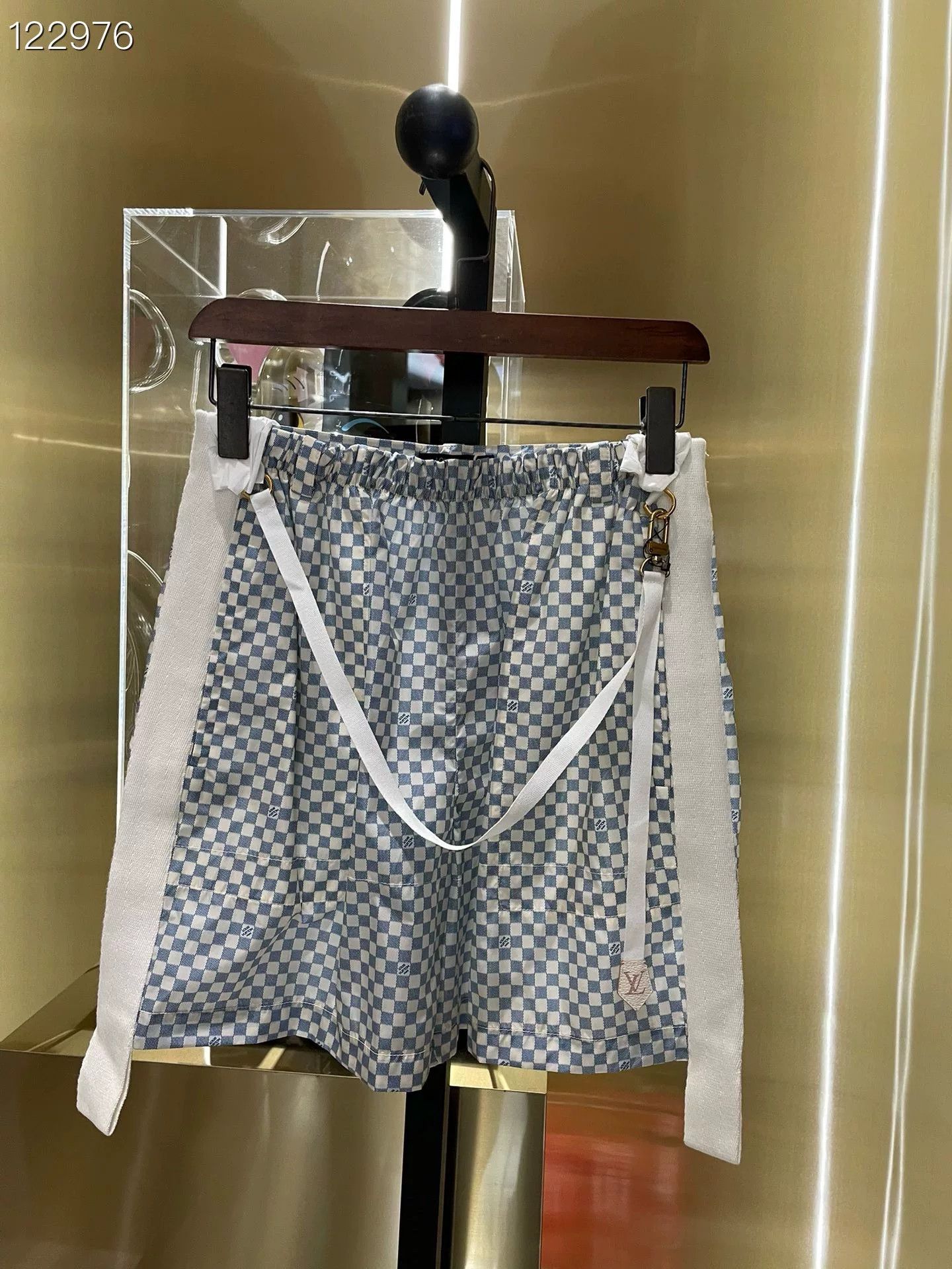 Louis Vuitton Louis Vuitton Checkered Shorts Size 38 Size US 27 - 1 Thumbnail