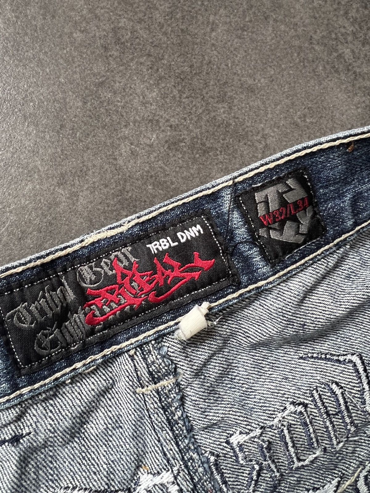 Tribal Streetwear Vintage TrIbal Embroidered Logo Denim Jeans Y2k Streetwear Size US 30 / EU 46 - 17 Thumbnail