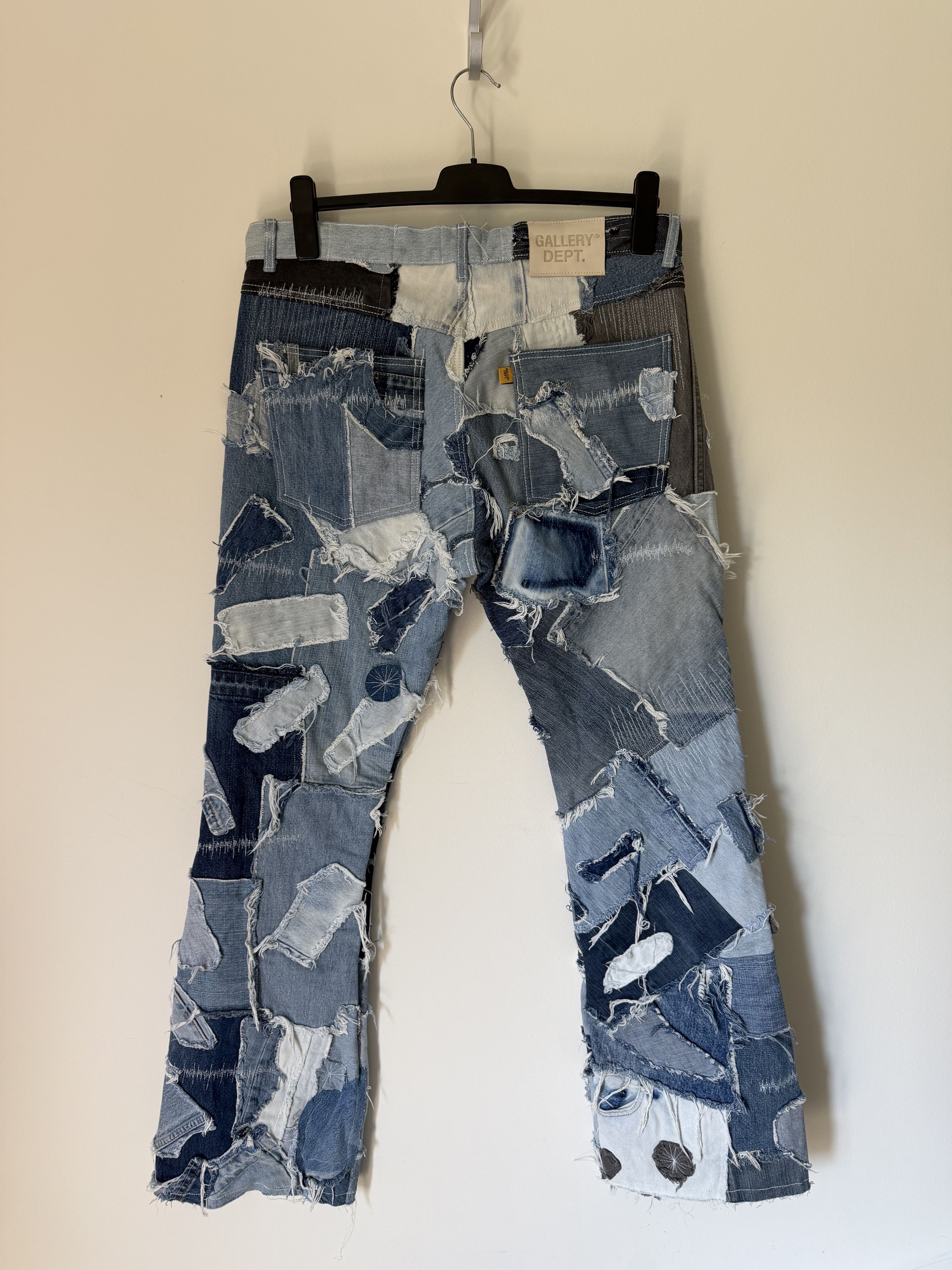 Gallery Dept. Gallery Dept. Logan Recycled Denim Jeans in Blue Size US 36 / EU 52 - 4 Thumbnail