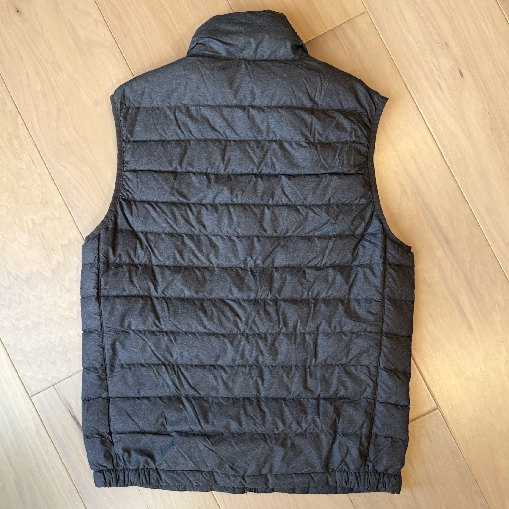 Polo Ralph Lauren VINTAGE Polo Ralph Lauren Down Vest S Gray Full Zip Puffer Minimalist New York Polo Ralph Lauren Front Logo Zipper Regular Fit Mens Size US S / EU 44-46 / 1 - 7 Thumbnail
